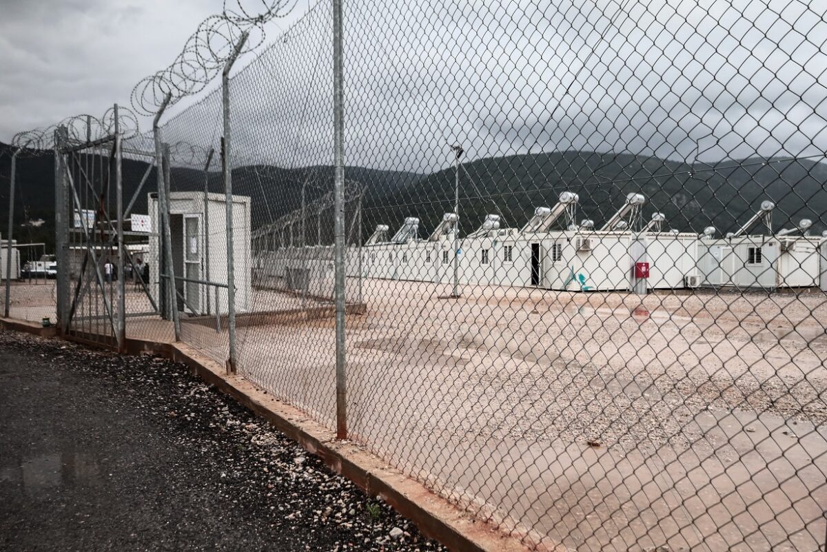 domi-metanastwn-1200x801