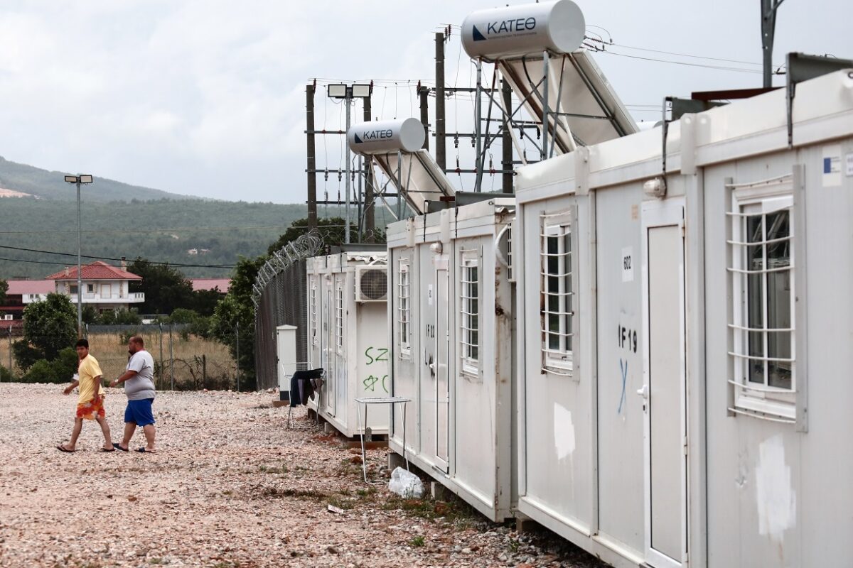 domi-metanastwn-2-1200x800