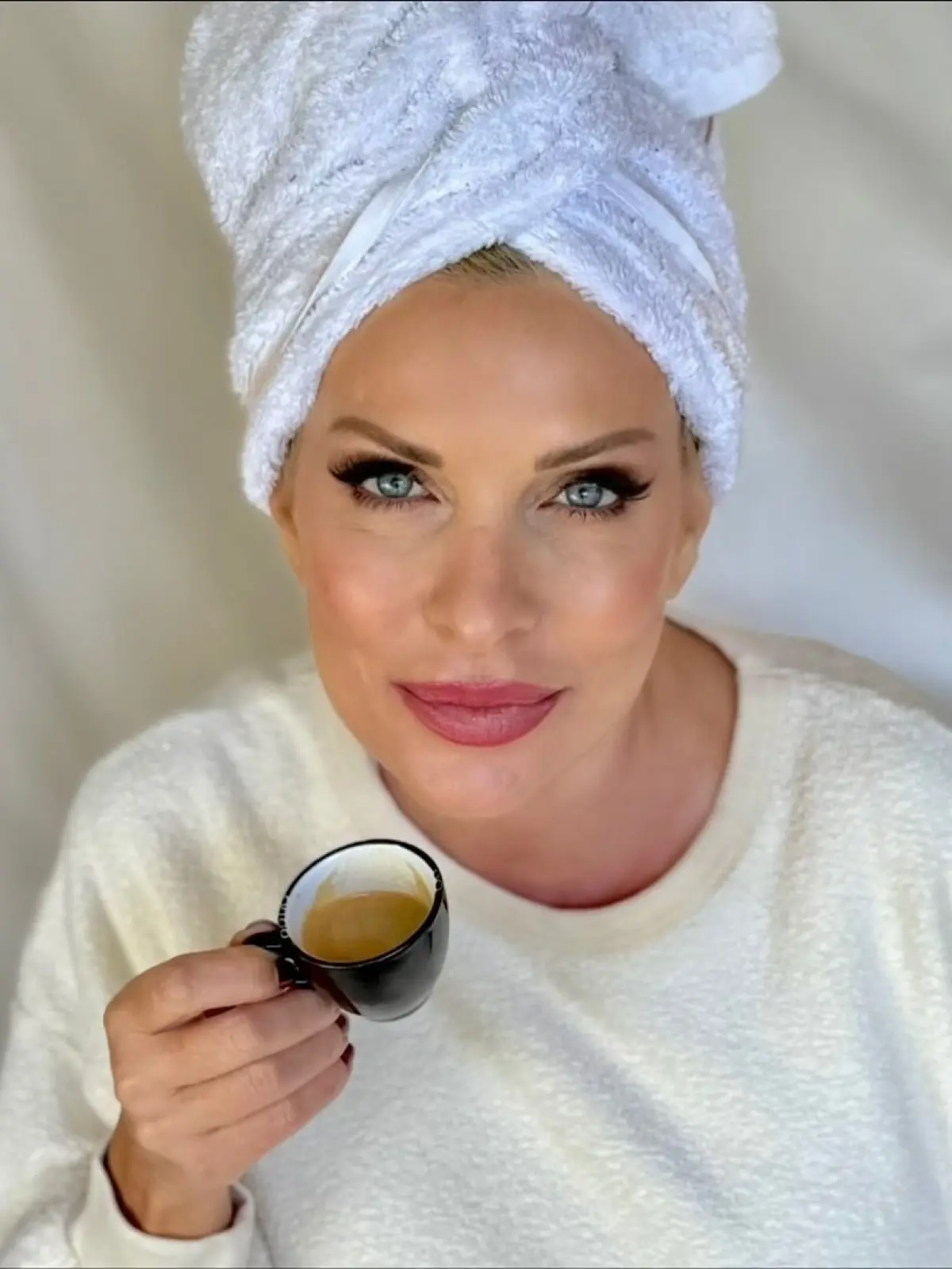 Η Ελένη Μενεγάκη στο Instagram