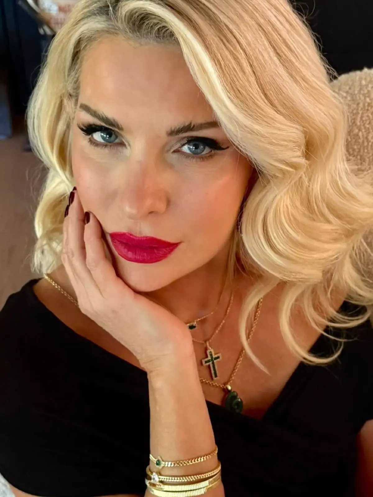 Η Ελένη Μενεγάκη στο Instagram