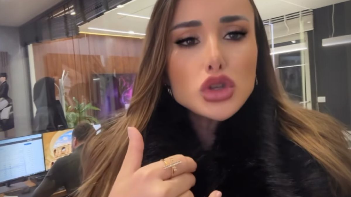 Η Emilia Vodos προειδοποιεί: «Κάθε αναληθής είδηση για εμένα θα διώκεται νομικά, θα καταθέτω μηνύσεις»