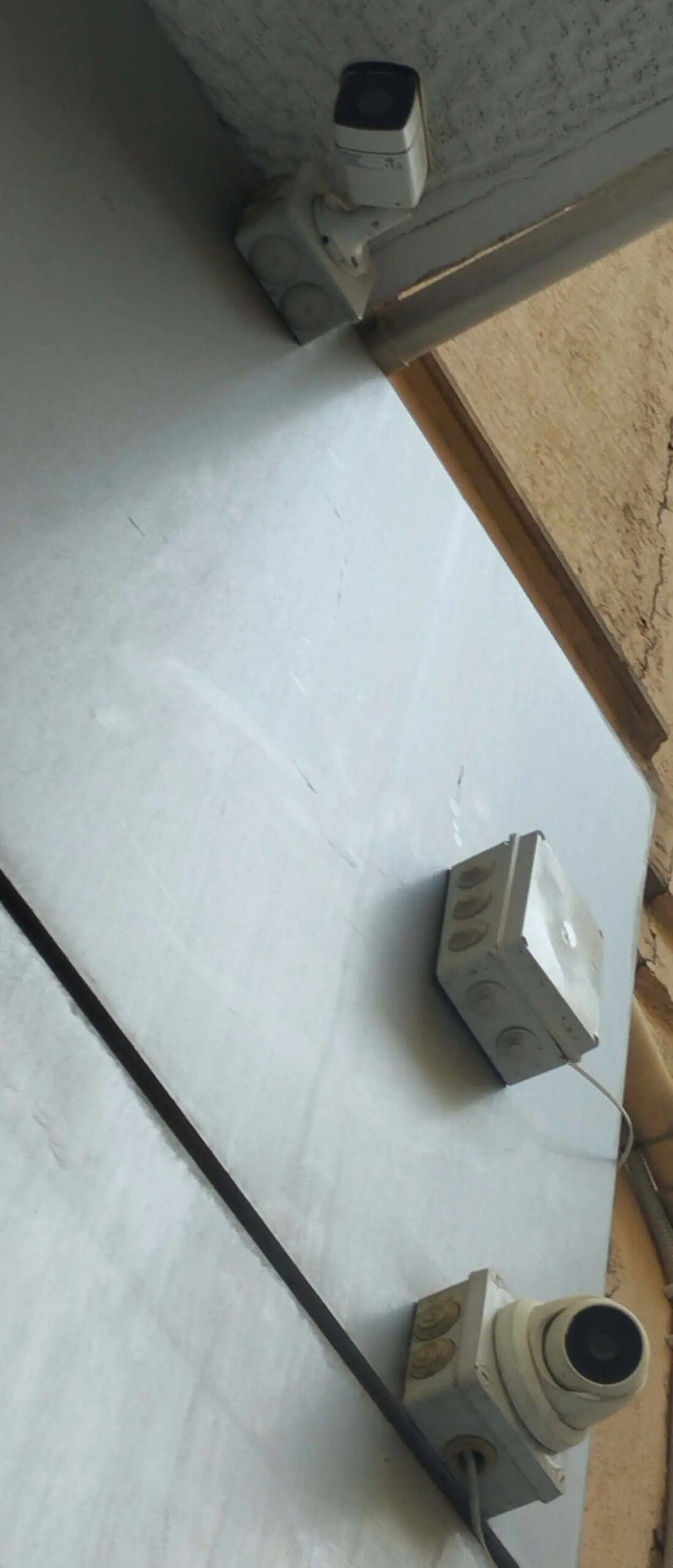 Παράνομο παιχνίδι «φρουτάκια» σε αθηναϊκό κατάστημα: Συνελήφθη η ιδιοκτήτρια και 2 πελάτες με χειροπέδες 5 Παράνομο παιχνίδι «φρουτάκια» σε αθηναϊκό κατάστημα: Συνελήφθη η ιδιοκτήτρια και 2 πελάτες με χειροπέδες