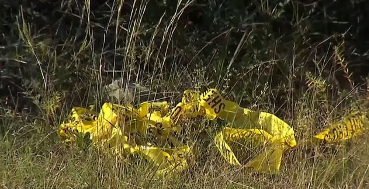 Φρικτή δολοφονία 32χρονης: Το σκηνικό τρόμου σε Airbnb με τον 53χρονο δράστη 5 Φρικτή δολοφονία 32χρονης: Το σκηνικό τρόμου σε Airbnb με τον 53χρονο δράστη