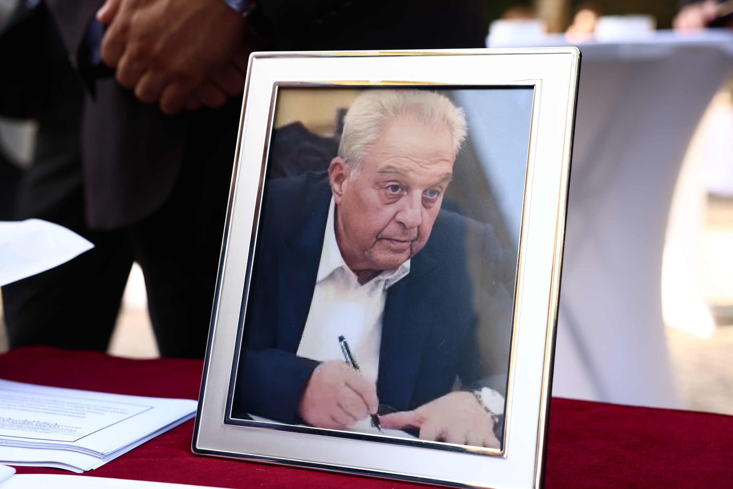 ΠΟΛΙΤΙΚΗ ΚΗΔΕΙΑ ΤΟΥ ΠΡΩΗΝ ΥΠΟΥΡΓΟΥ ΑΛΕΚΟΥ ΦΛΑΜΠΟΥΡΑΡΗ