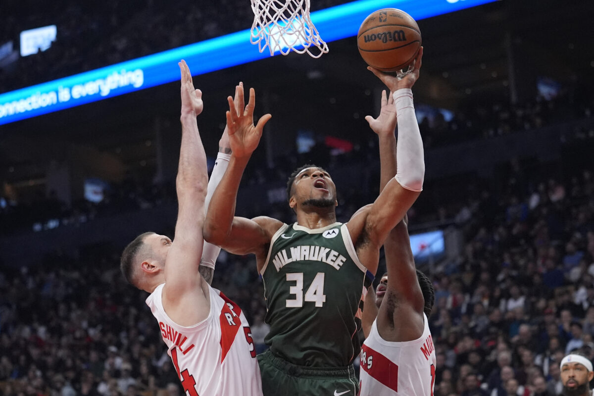 giannis-antetokounmpo-1-1200x800