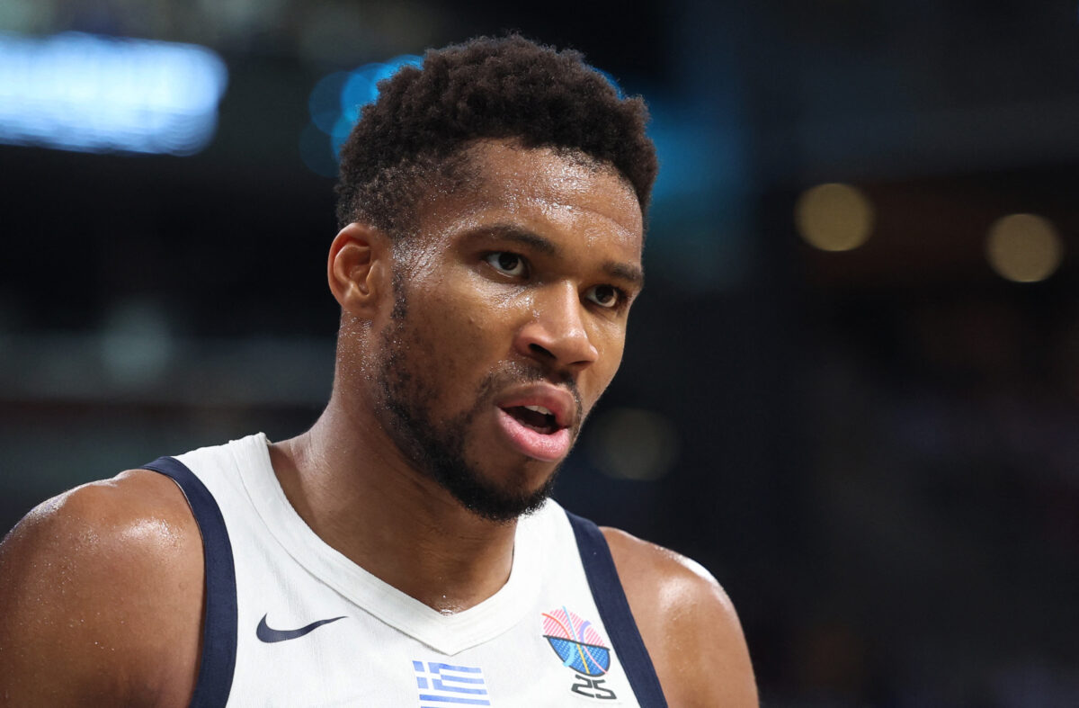 giannis-antetokounmpo-5-1200x787