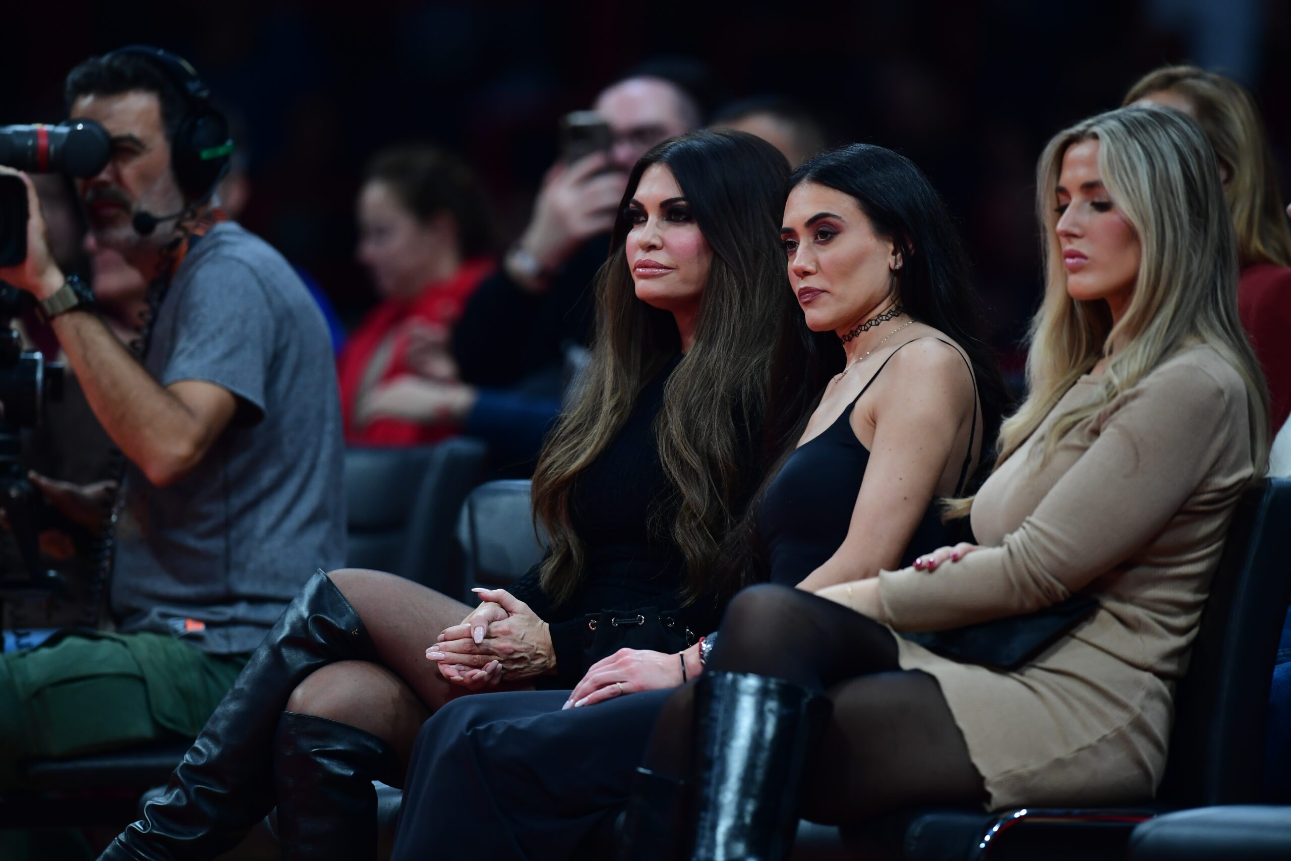 Η Κίμπερλι Γκιλφόιλ στο ΣΕΦ για τον αγώνα Ολυμπιακός – Παρί