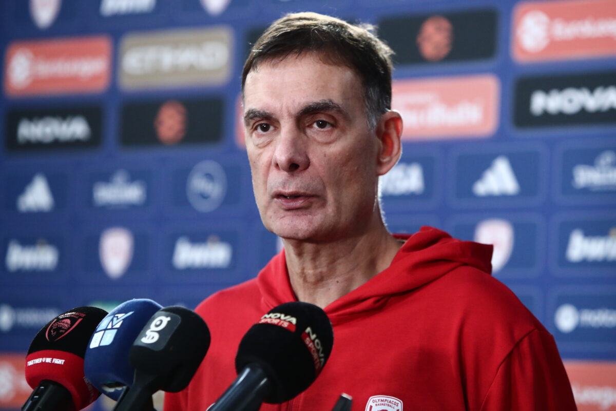 Μπαρτζώκας: Η αντίδραση στην κριτική από το Youtube για το σουτ του Βεζένκοφ και το «θα είχα ήδη αποκτήσει γκαρντ»