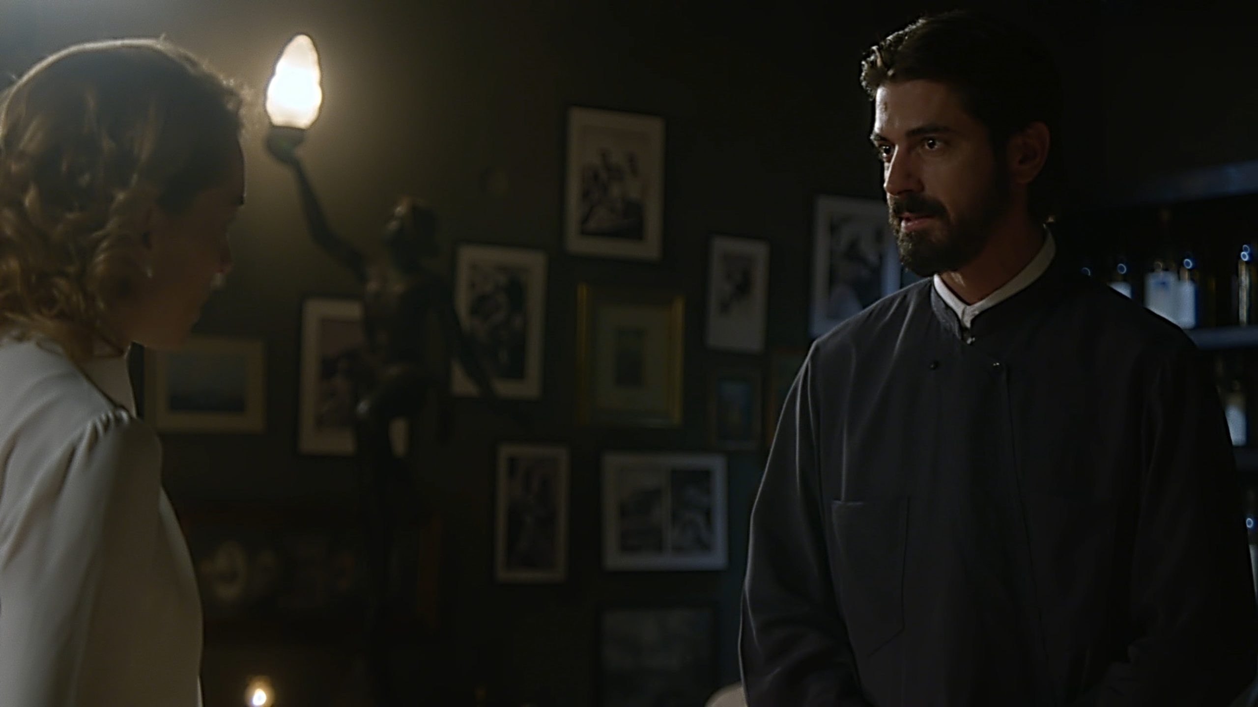 Θεϊκός έρωτας: Η Πόπη εμπιστεύεται τη μικρή Ελευθερία στη Χλόη για προστασία