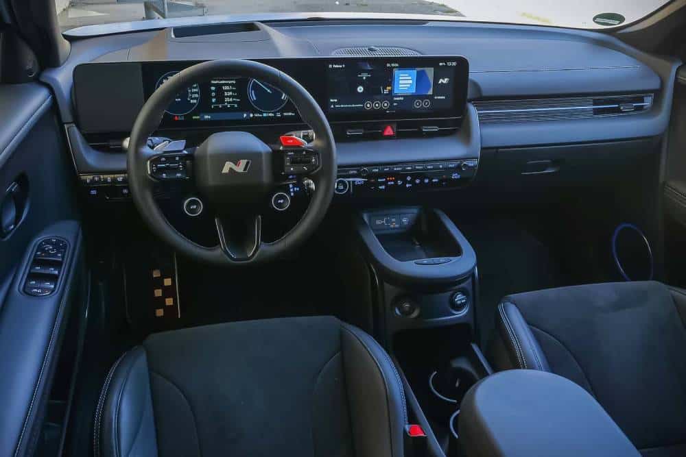 hyundai-ioniq-5-n-on-the-road (3)