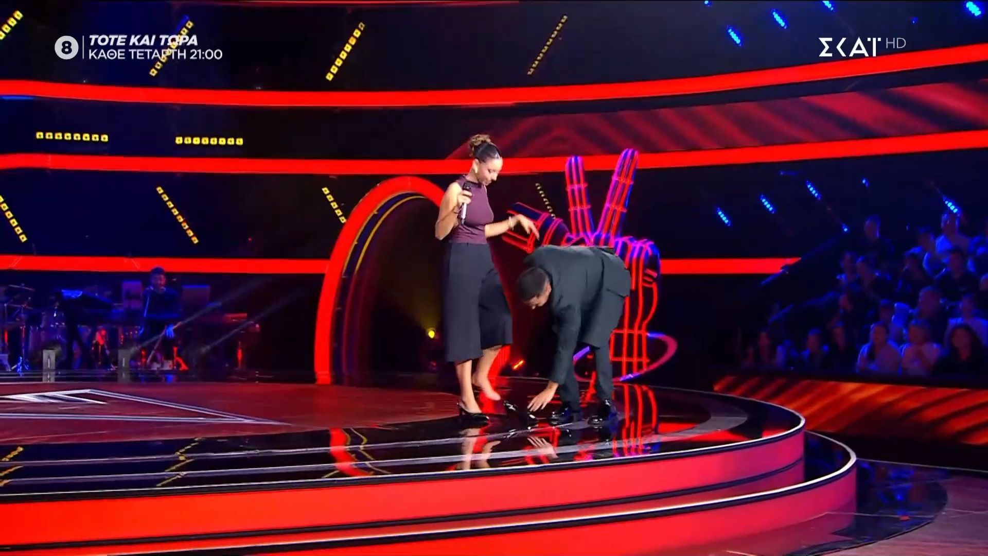 i-zenia-egine-stachtopoyta-kai-o-mastoras-diagonizomenos-sto-the-voice-1762725522