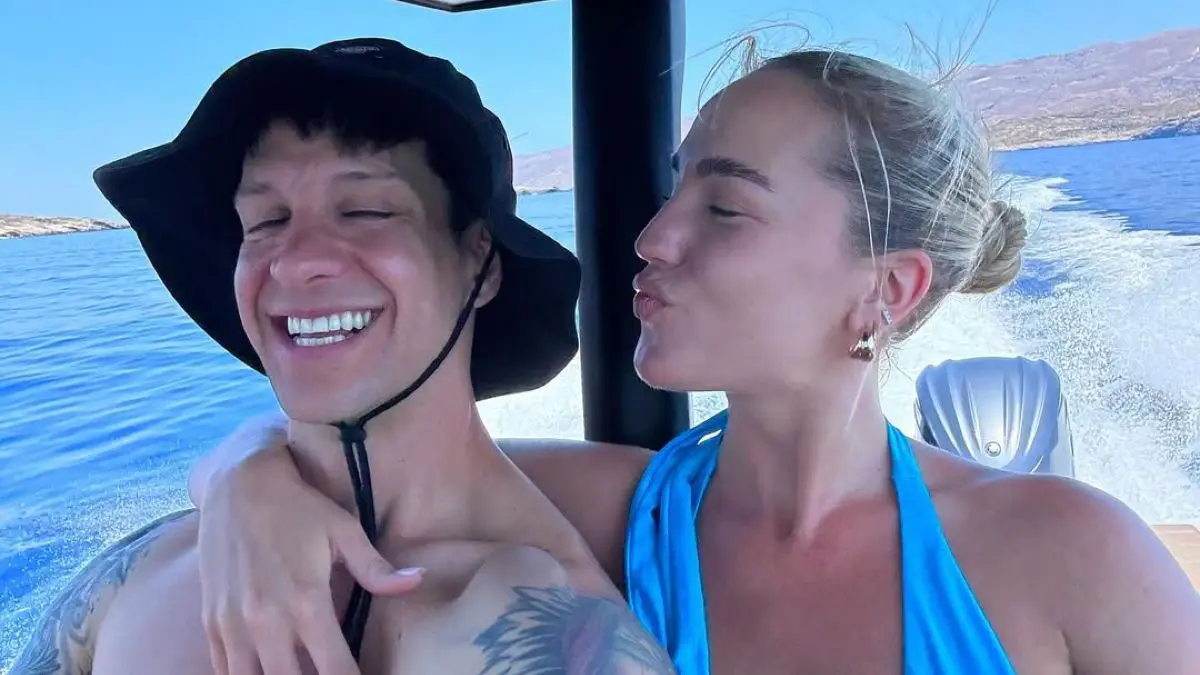 Μπόγδανος για τον γάμο του με την Εξαρχοπούλου: «Δεν θα είναι και δημόσιο θέαμα» 2 Ο Ηλίας Μπόγδανος και η Αλεξάνδρα Εξαρχοπούλου στο Instagram