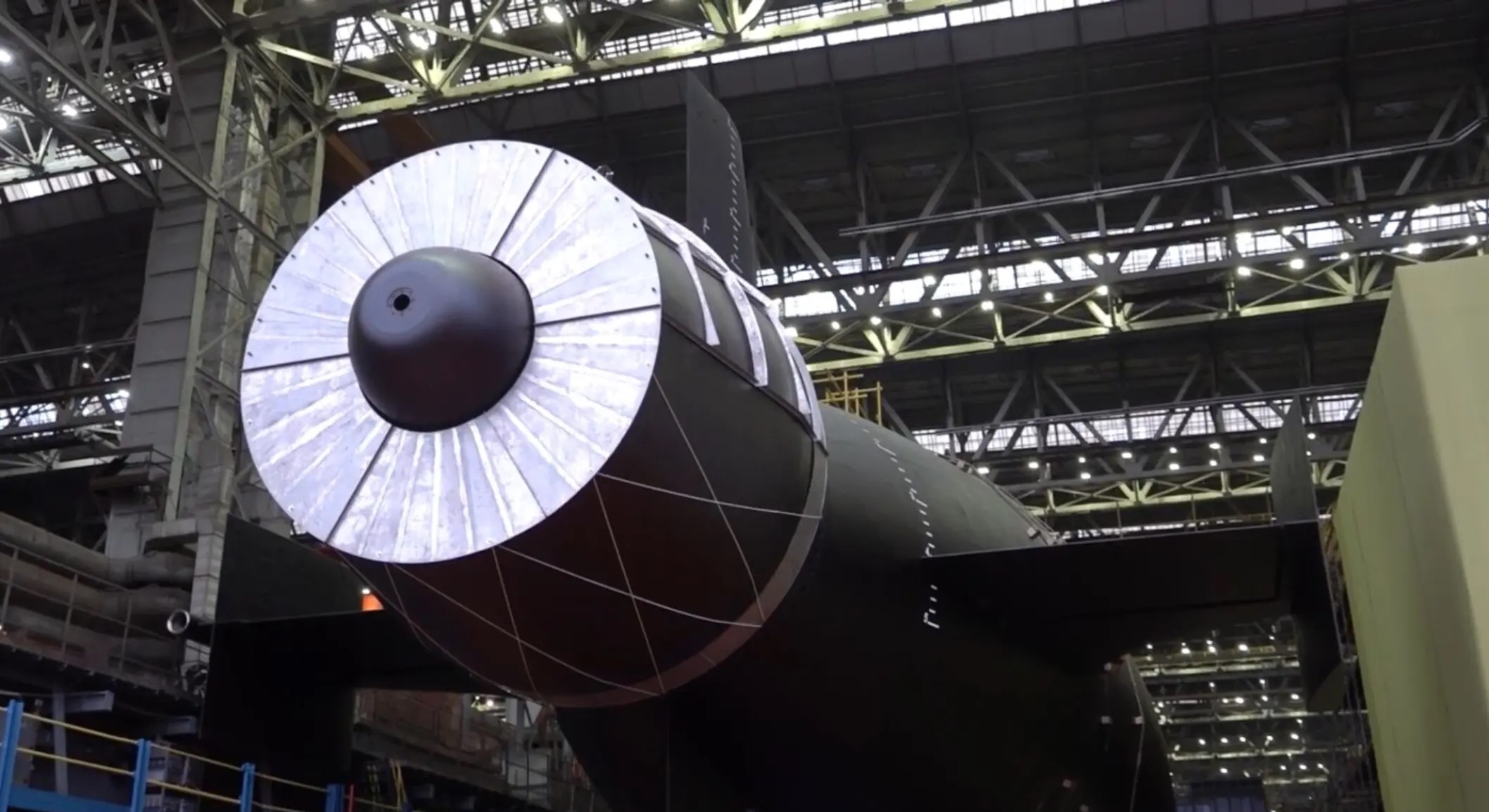 Ρωσία: Αποκάλυψε το πυρηνοκίνητο υποβρύχιο «Khabarovsk» – Εξοπλισμένο με τα μυστηριώδη όπλα «Poseidon» 3 Ρωσία: Αποκάλυψε το πυρηνοκίνητο υποβρύχιο «Khabarovsk» – Εξοπλισμένο με τα μυστηριώδη όπλα «Poseidon»