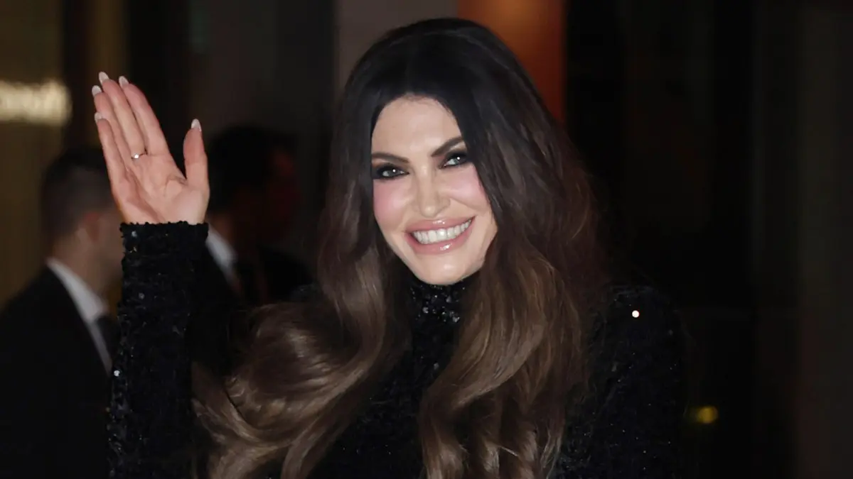 Ντενίση: Εξοργισμένη για την εκδήλωση με τα Γλυπτά του Παρθενώνα – «Εξαιρετικά προσβλητικό και απαράδεκτο» 2 κίμπερλι