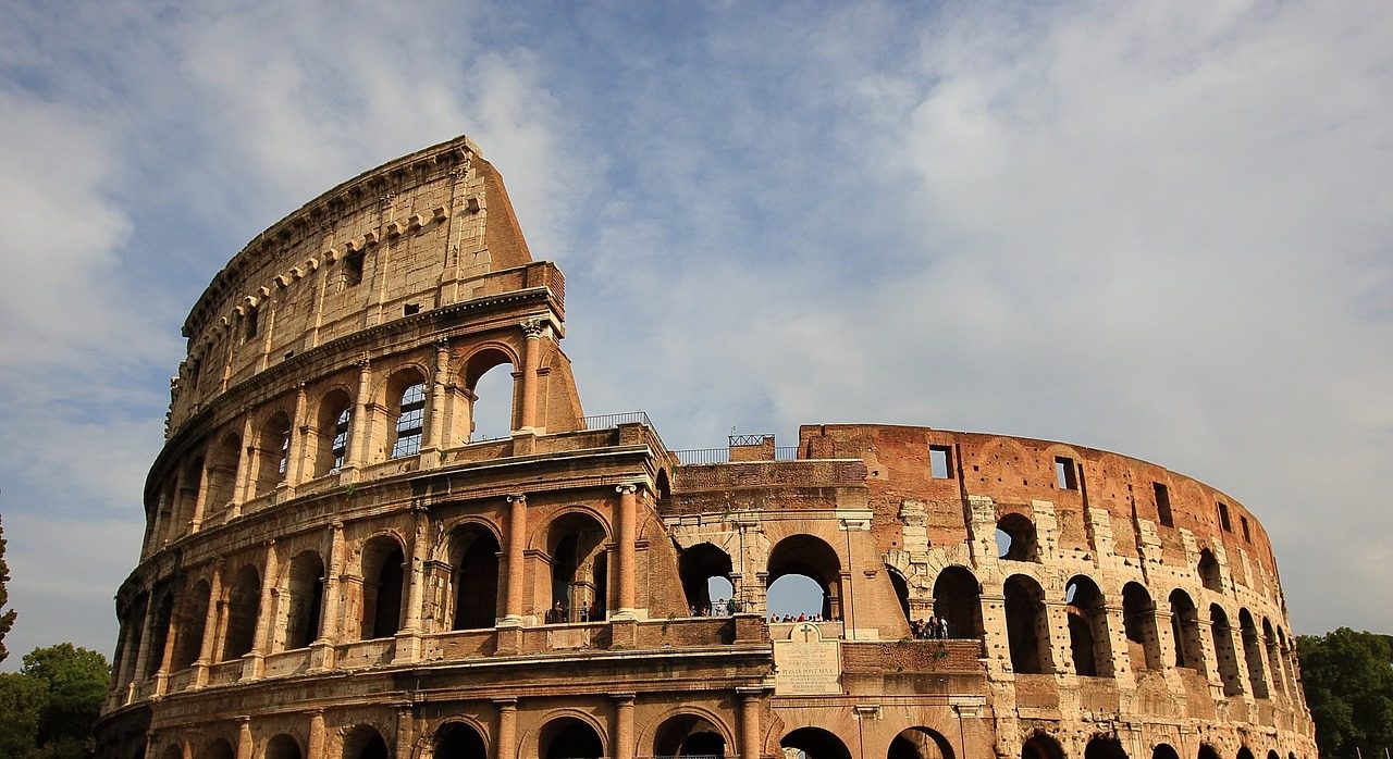 kolossaio-pixabay-e1759947484315