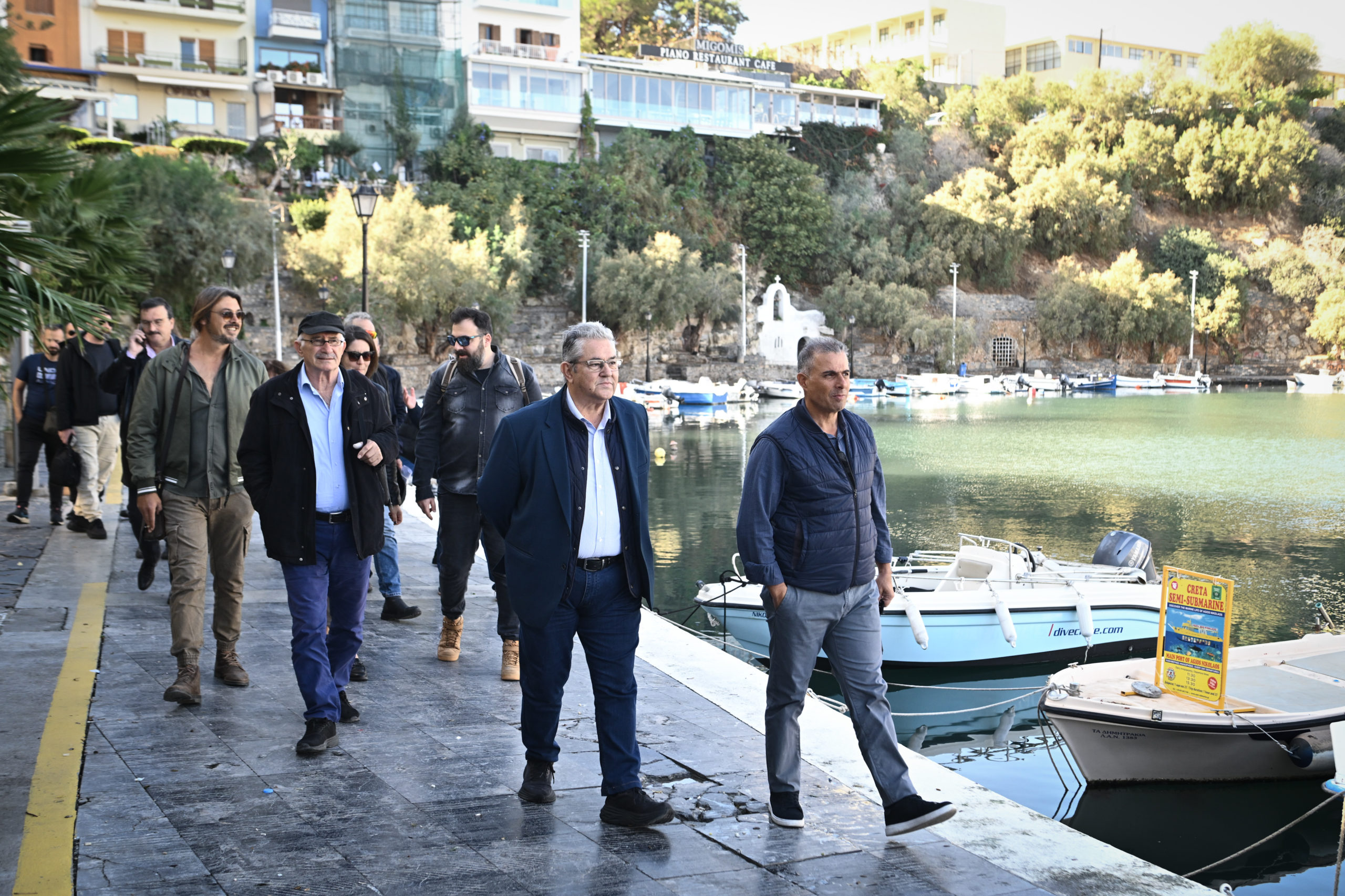 Κουτσούμπας: «Ο λαός να στηρίξει τις ελπίδες του στο ΚΚΕ, που επιμένει στη σοσιαλιστική κατεύθυνση» – Διήμερη περιοδεία στην Κρήτη 3 Δημήτρης Κουτσούμπας περιοδεία Κρήτη