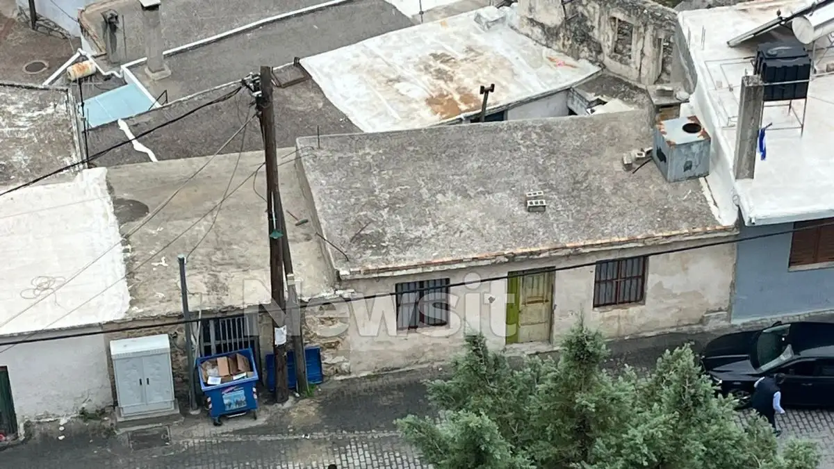 Βεντέτα στα Βορίζια: Ολονύχτιος θρήνος στο σπίτι του 39χρονου, 5 ύποπτοι στο στόχαστρο των Αρχών και τα σιωπηλά στόματα 19 Βεντέτα στα Βορίζια: Ολονύχτιος θρήνος στο σπίτι του 39χρονου, 5 ύποπτοι στο στόχαστρο των Αρχών και τα σιωπηλά στόματα