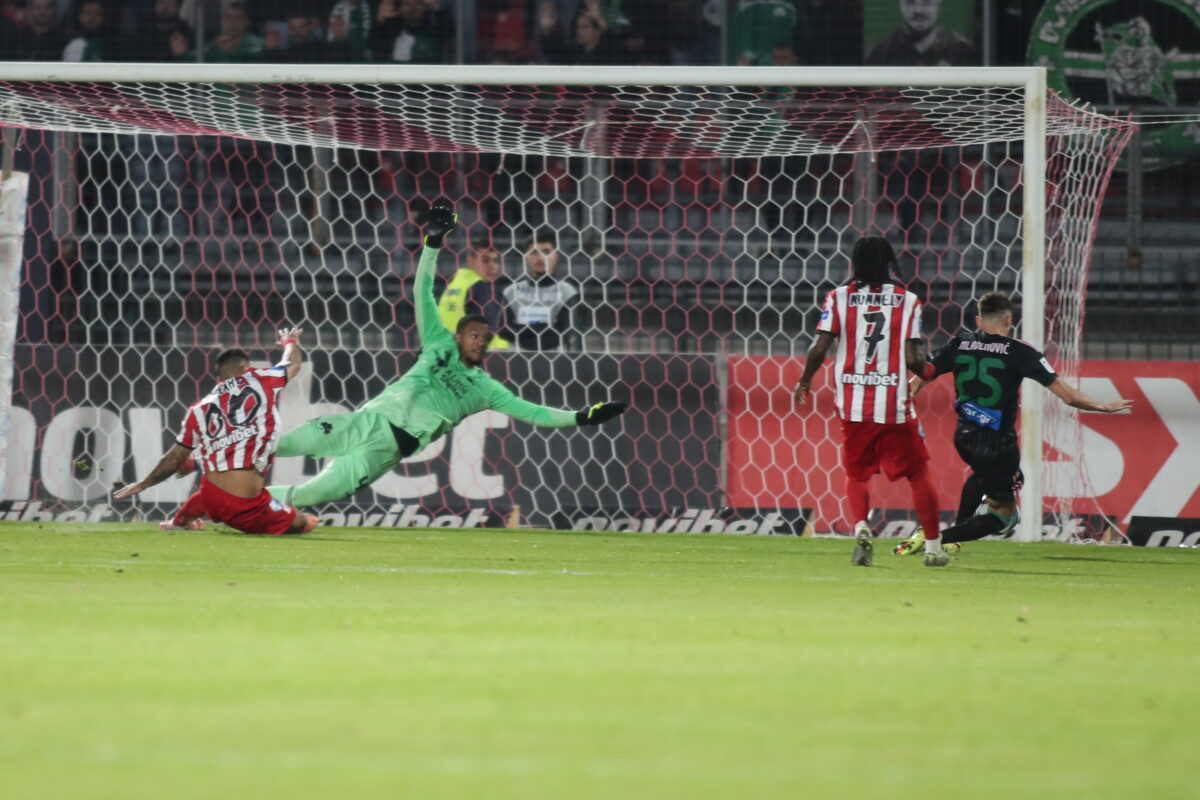 Πανσερραϊκός – Παναθηναϊκός 0-3: Θρίαμβος με «τριάρα» και «μαγικό» γκολ του Γεντβάι για τους «πράσινους» στη Super League 4 Πανσερραϊκός – Παναθηναϊκός 0-3: Θρίαμβος με «τριάρα» και «μαγικό» γκολ του Γεντβάι για τους «πράσινους» στη Super League