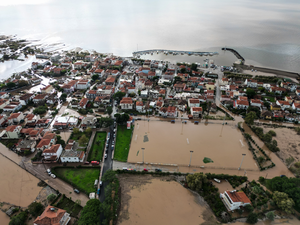 Καταστροφές και ζημιές σε σπίτια στο χωριό Καλλονή και Σκάλα Καλλονής στη κεντρική Λέσβο μετά από έντονη βροχόπτωση