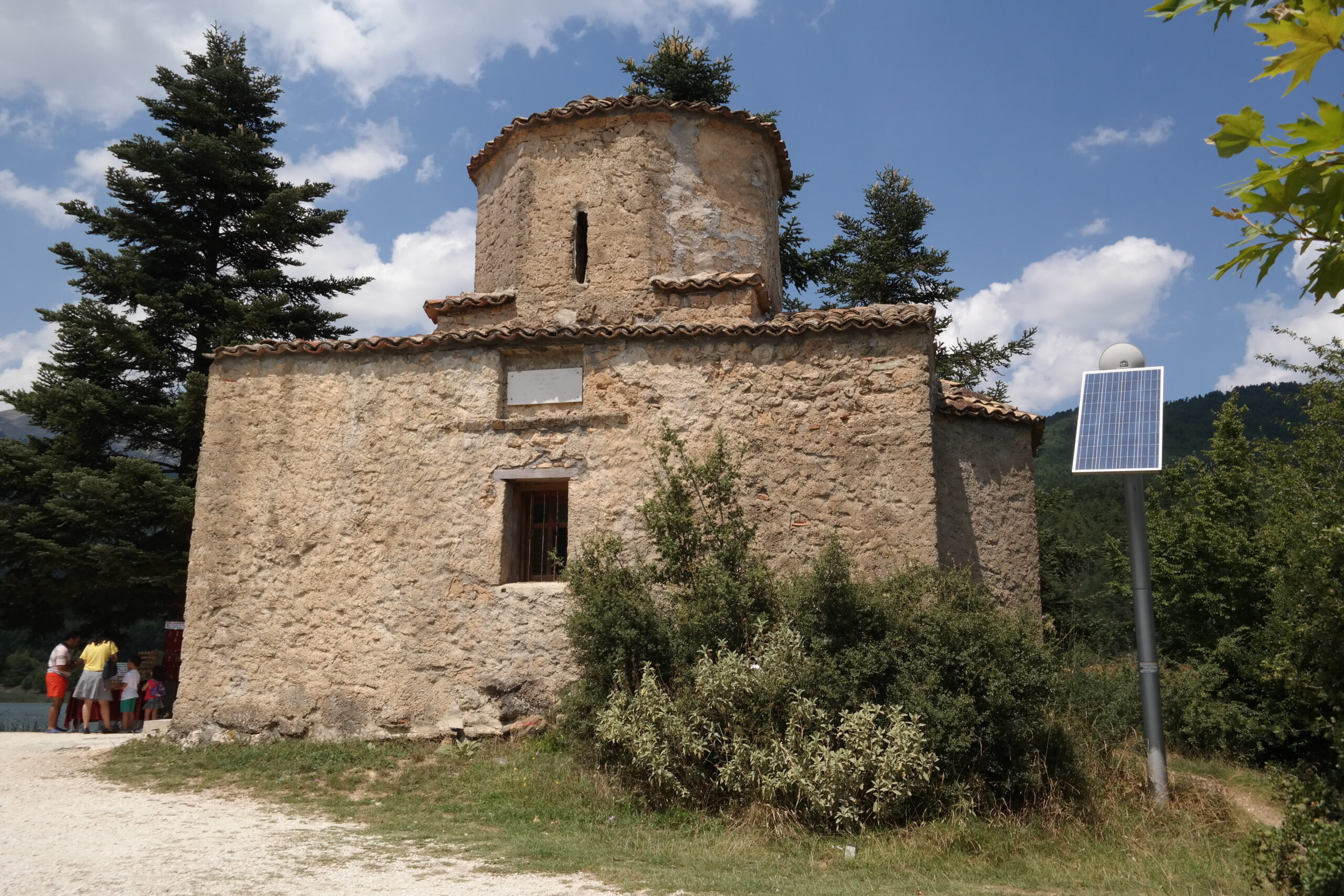 Λίμνη Δόξα: Φθινοπωρινή εξόρμηση στη «μικρή Ελβετία» της ορεινής Κορινθίας, μόλις 3 ώρες από την Αθήνα 9 Άγιος Φανούριος