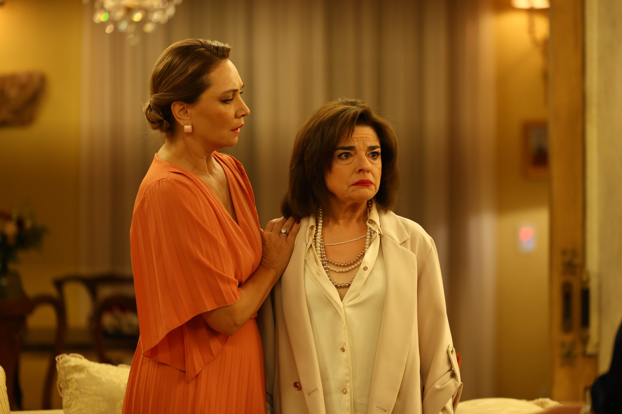 Να μ' αγαπάς: Η Σοφία εκφοβίζει τη Ζωή – Καθηλωτικά νέα επεισόδια