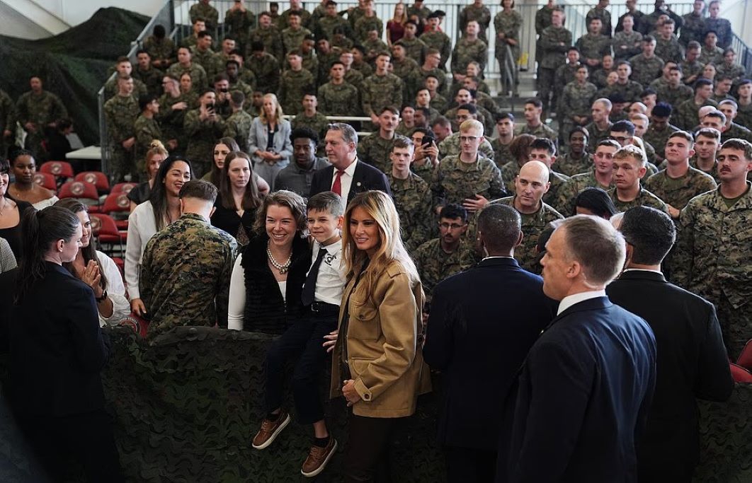 melania-troops-AP-2