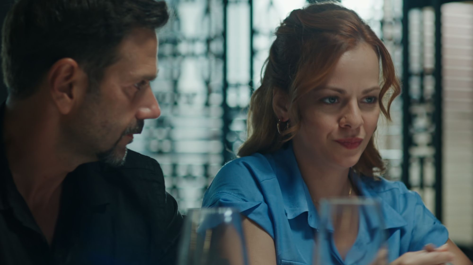 Μια μοναδική νύχτα: Η Αρετή αγωνίζεται να διαφυλάξει το μυστικό της – Η σύγκρουση ανάμεσα στον Οδυσσέα και τον Σταύρο φτάνει στο ζενίθ 4 Μια μοναδική νύχτα: Η Αρετή αγωνίζεται να διαφυλάξει το μυστικό της – Η σύγκρουση ανάμεσα στον Οδυσσέα και τον Σταύρο φτάνει στο ζενίθ