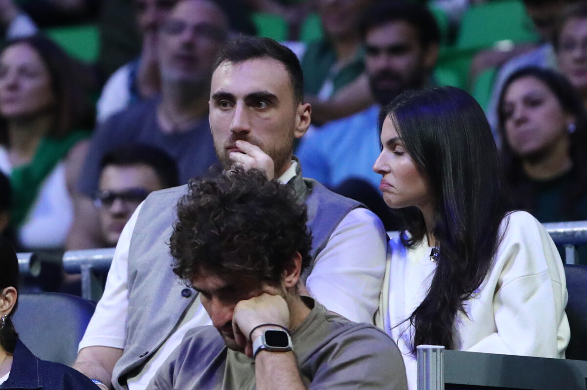 Νόβακ Τζόκοβιτς: Μιλουτίνοφ, Φαλ και Αντετοκούνμπο στο ΟΑΚΑ για τη μάχη του Σέρβου αστέρα του τένις 6 Νόβακ Τζόκοβιτς: Μιλουτίνοφ, Φαλ και Αντετοκούνμπο στο ΟΑΚΑ για τη μάχη του Σέρβου αστέρα του τένις