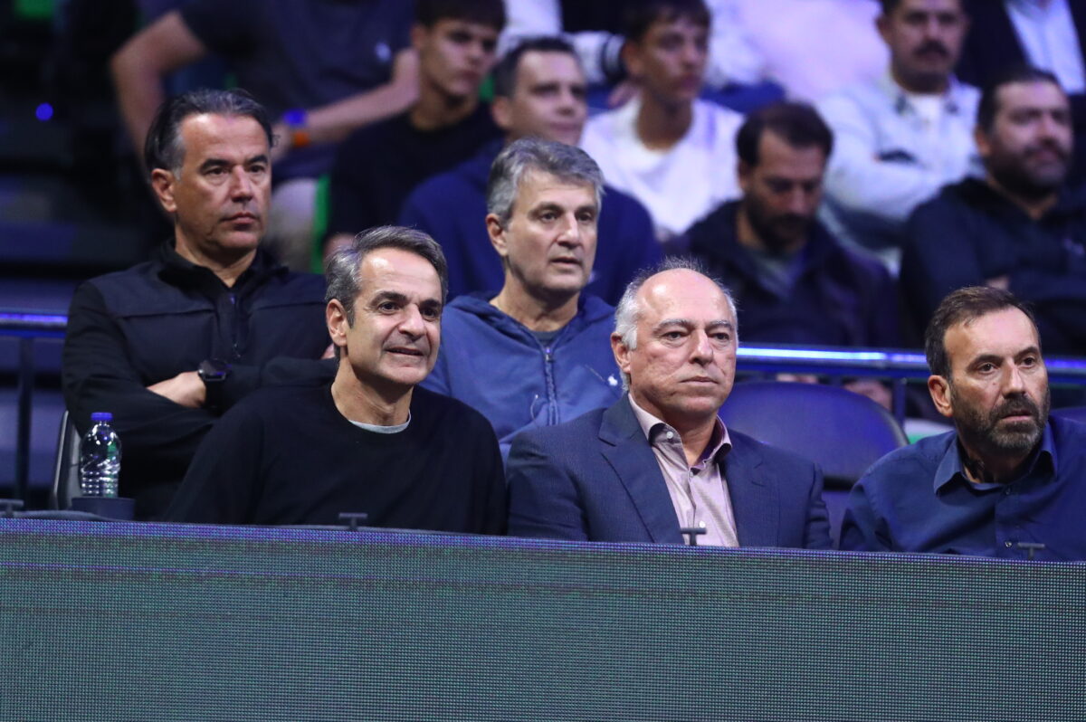 mitsotakis-2-1200x798