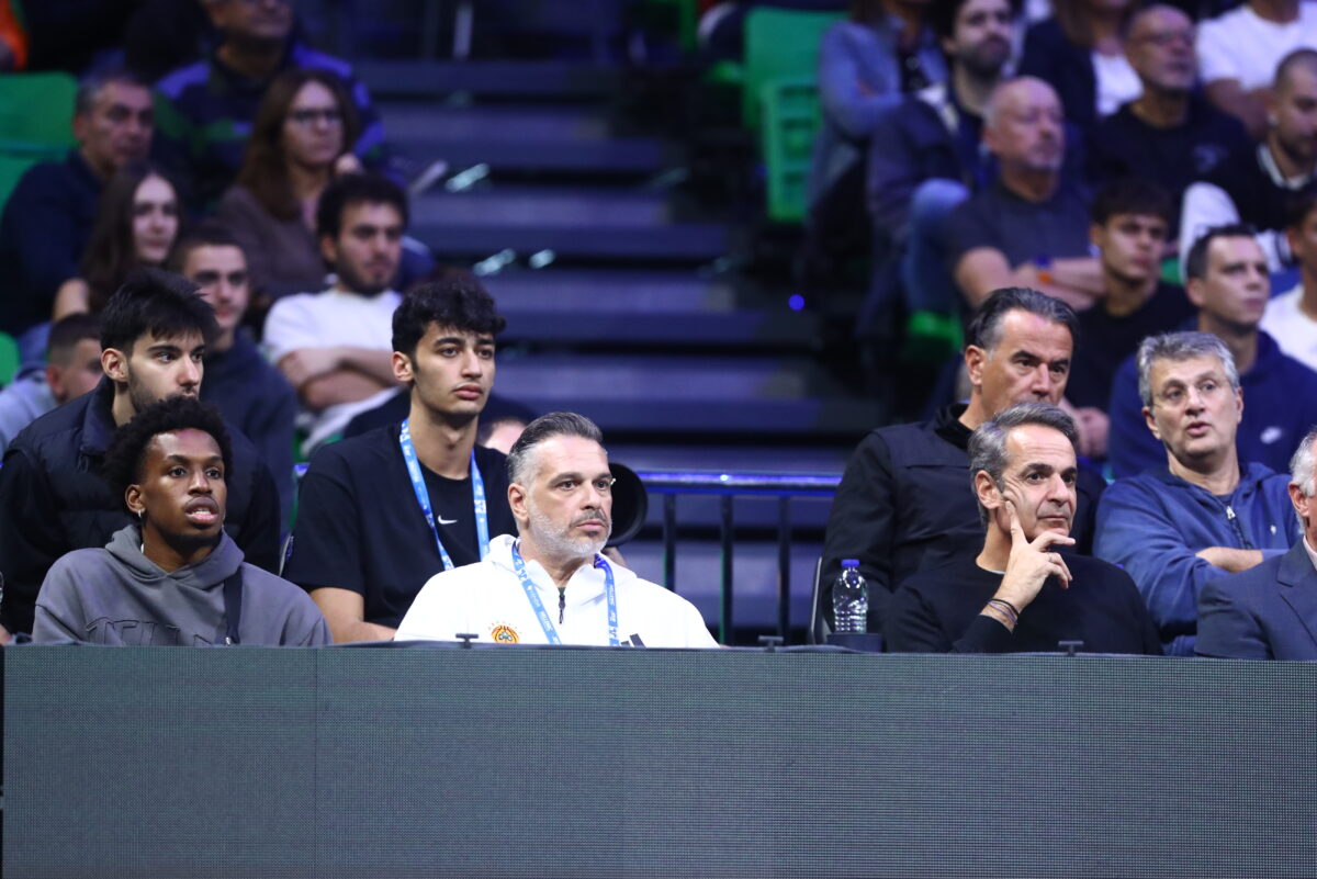 Ο Κυριακός Μητσοτάκης στο Telecom Center Athens για τη μάχη του Νόβακ Τζόκοβιτς στο Hellenic Championship 3 Ο Κυριακός Μητσοτάκης στο Telecom Center Athens για τη μάχη του Νόβακ Τζόκοβιτς στο Hellenic Championship