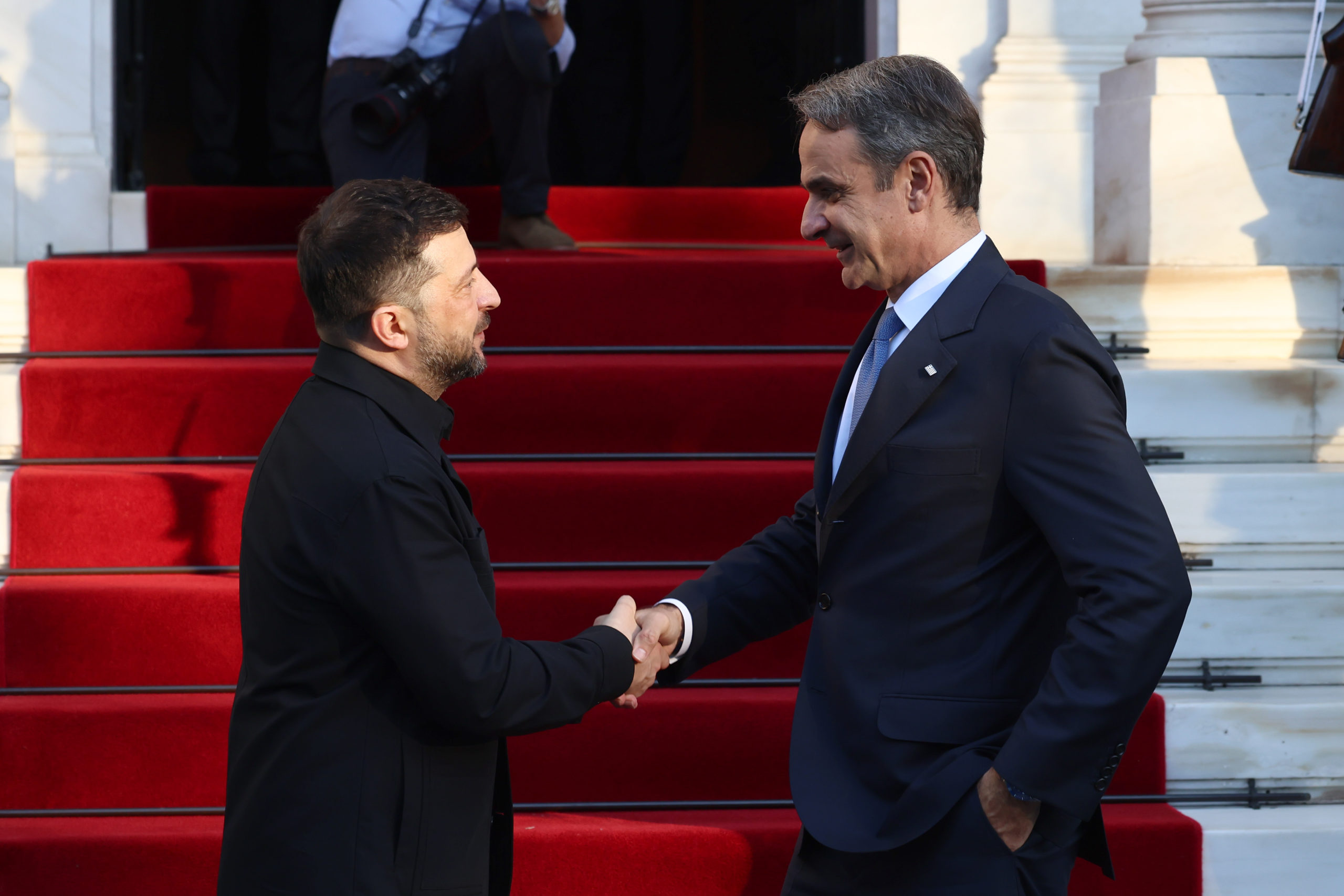 mitsotakis-zelensky-2-scaled