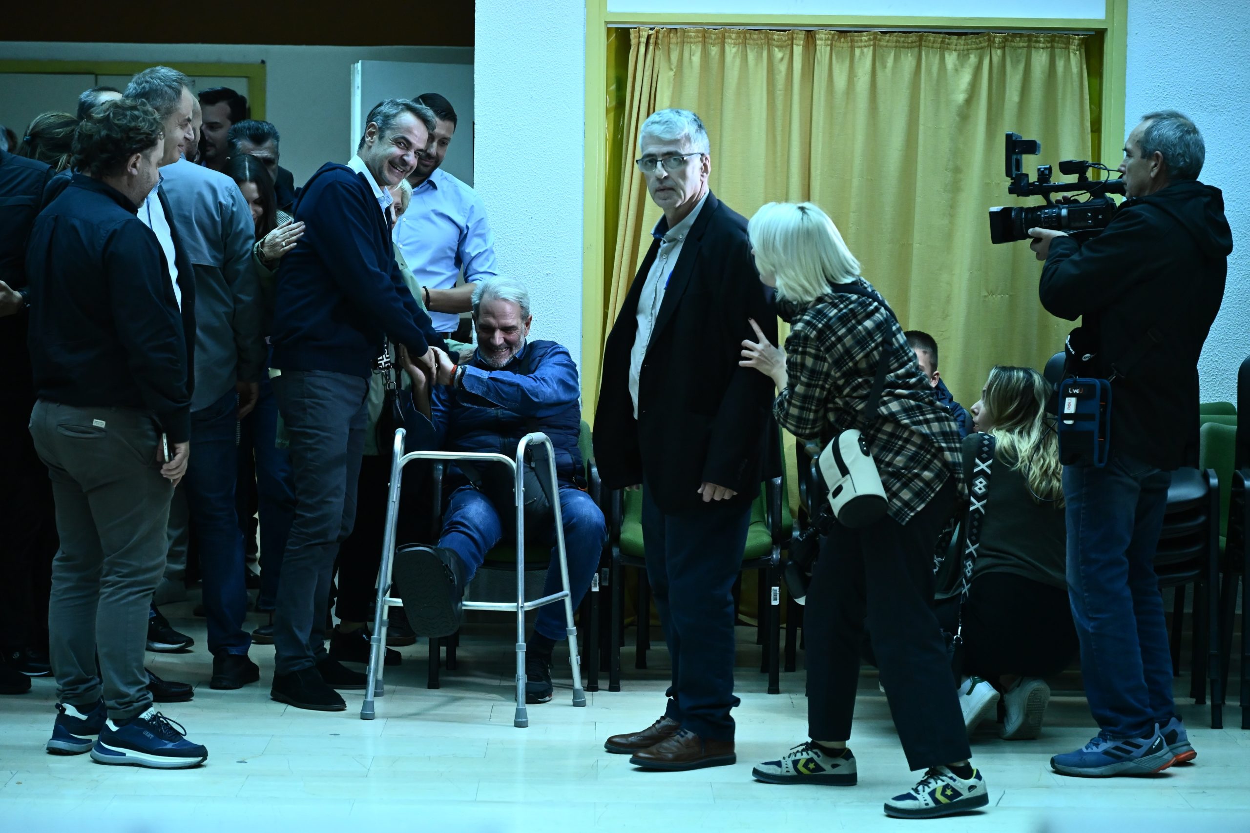 Εσωκομματικές εκλογές ΝΔ: Ο Κυριάκος Μητσοτάκης ψήφισε – «Οι κάλπες είναι γεμάτες»