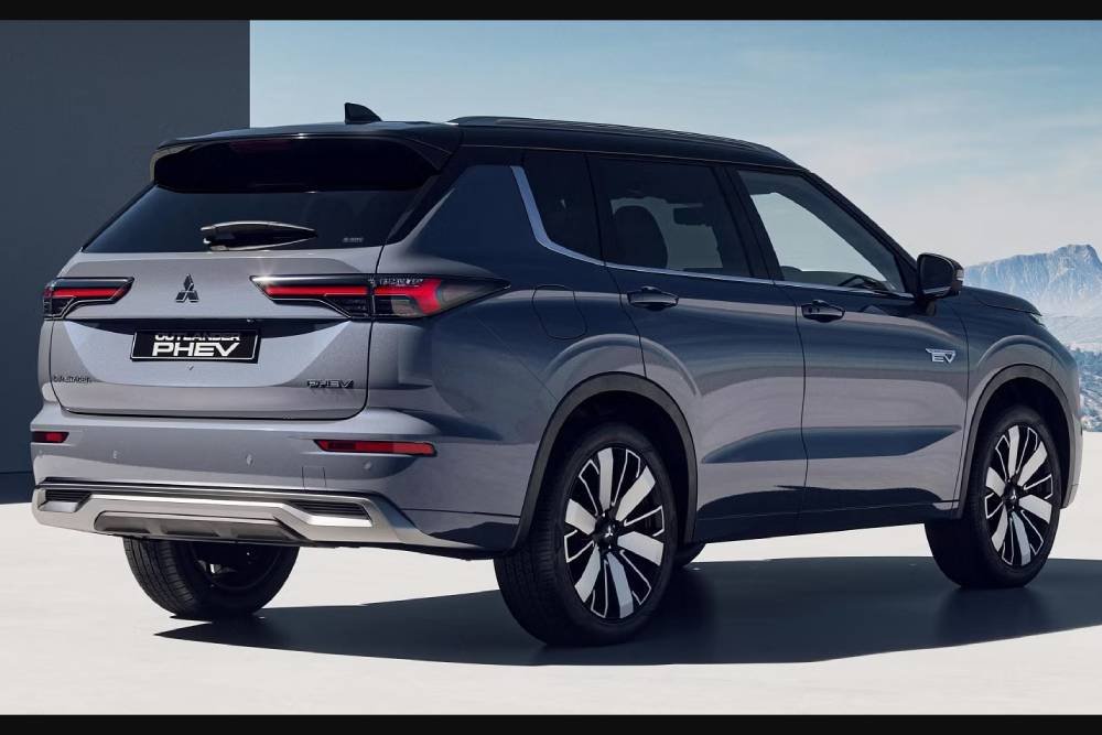 mitsubishi outlander phev 02