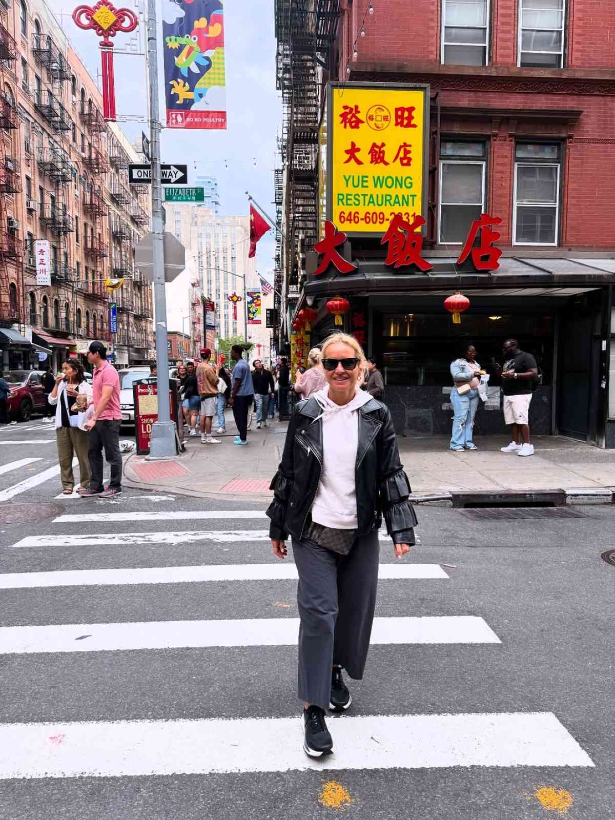 Μαρία Μπεκατώρου: Ανεμελιά στην Ιταλία για την παρουσιάστρια (Φωτογραφίες) 18 Η Μαρία Μπεκατώρου στη Νέα Υόρκη