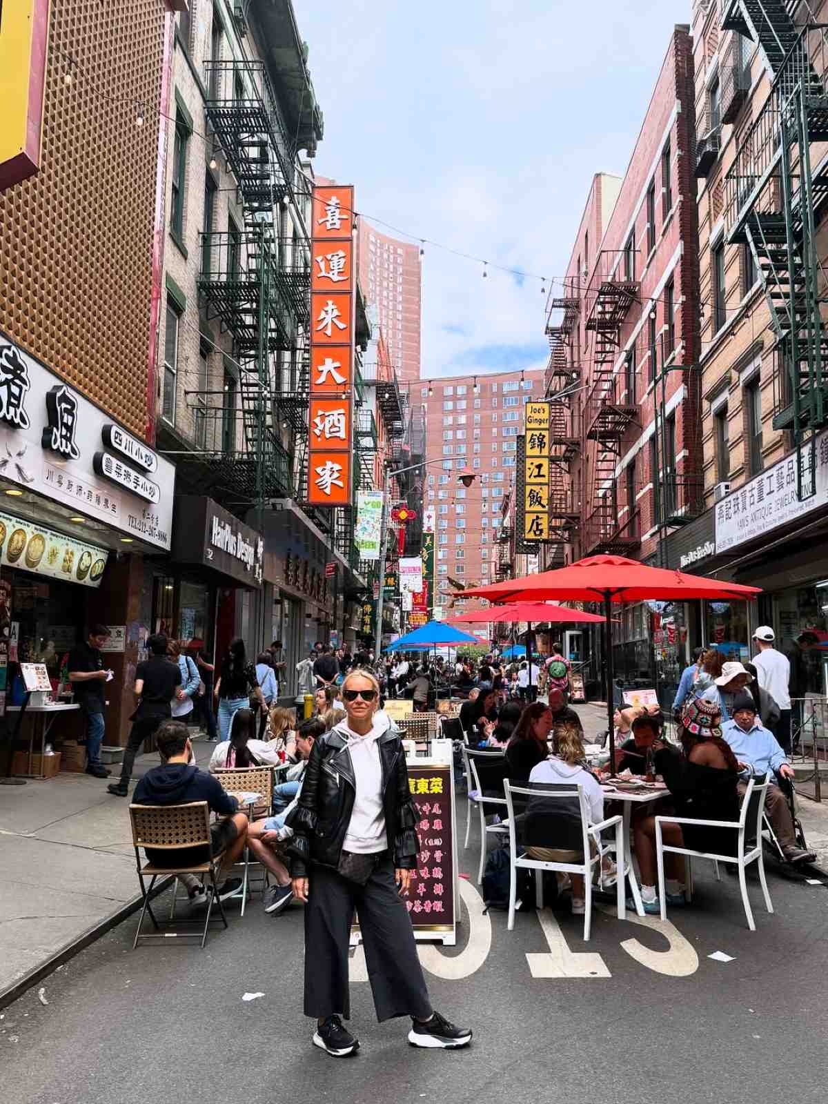 Μαρία Μπεκατώρου: Ανεμελιά στην Ιταλία για την παρουσιάστρια (Φωτογραφίες) 20 Η Μαρία Μπεκατώρου στη Νέα Υόρκη