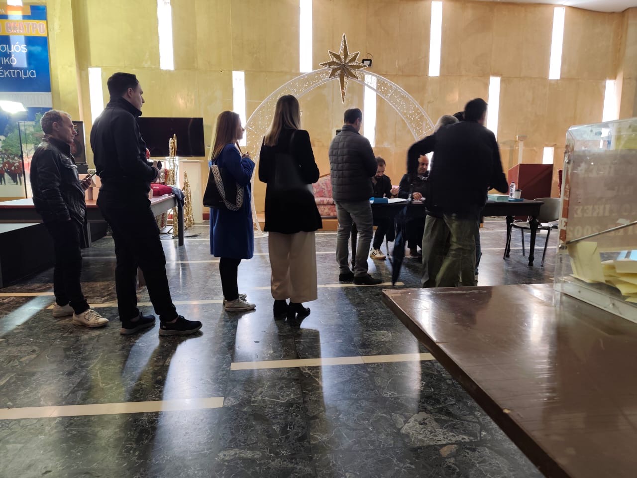 Νέα Δημοκρατία: Ομαλά προχωρά η ψηφοφορία για τις εσωκομματικές εκλογές - Υψηλή η συμμετοχή, αναφέρουν πηγές του κόμματος