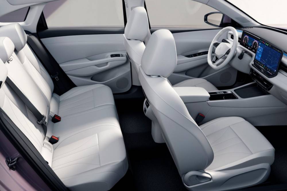 Αναβαθμισμένη μικρο-μεσαία «κούρσα» VW Lavida Pro 10 new vw lavida pro 03