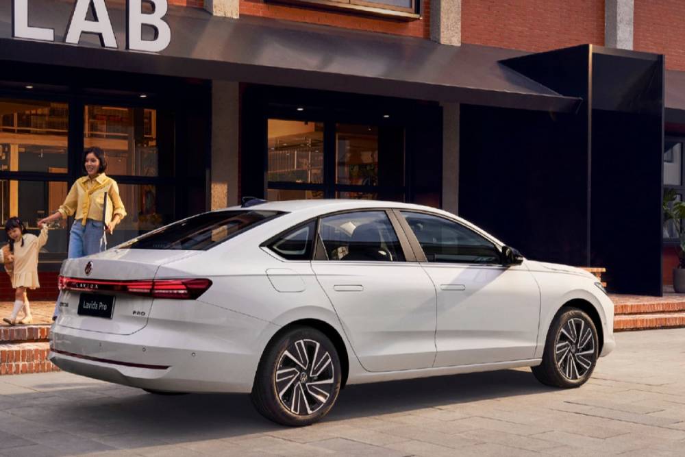 Αναβαθμισμένη μικρο-μεσαία «κούρσα» VW Lavida Pro 7 new vw lavida pro 04