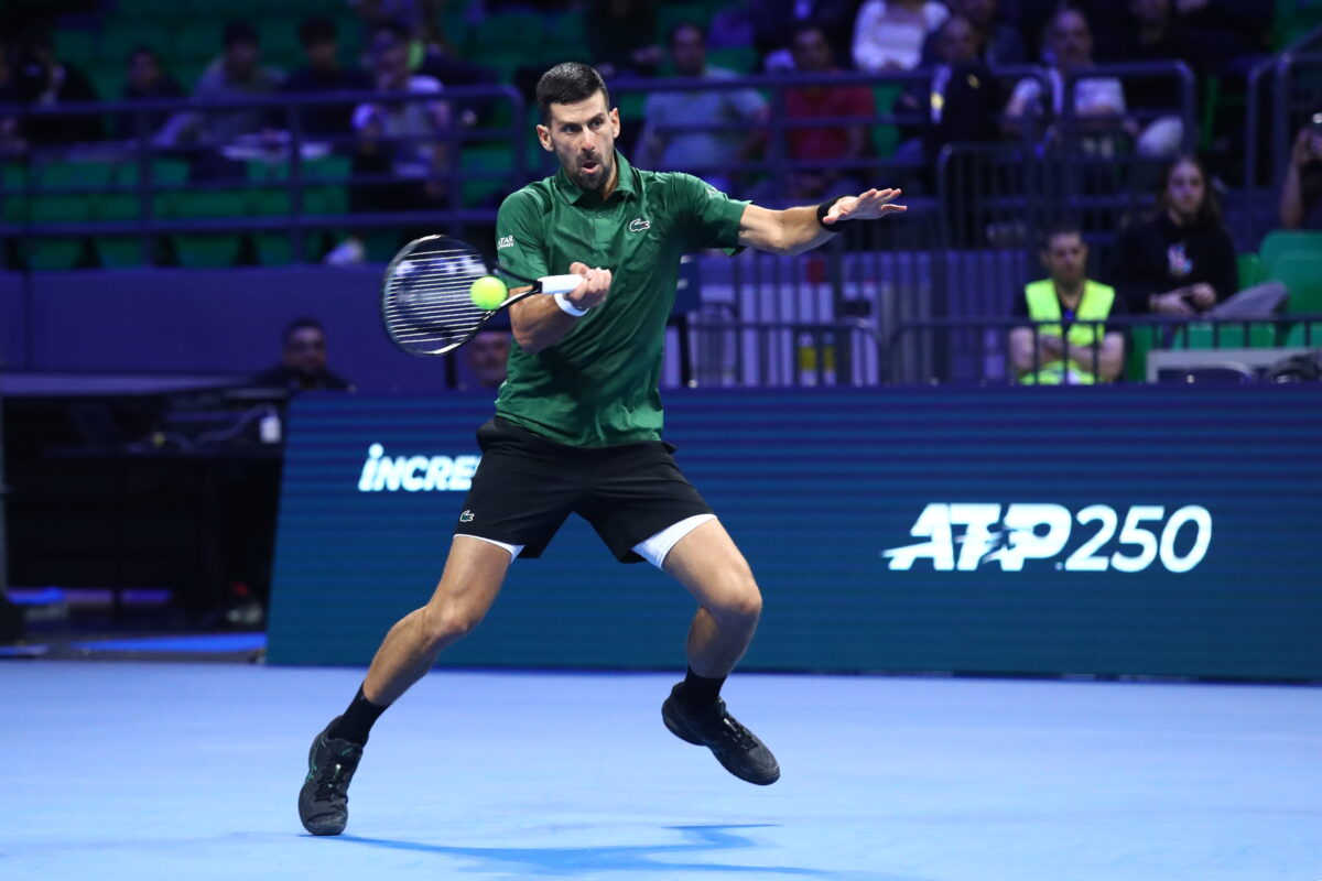 novak-djokovic-1200x800