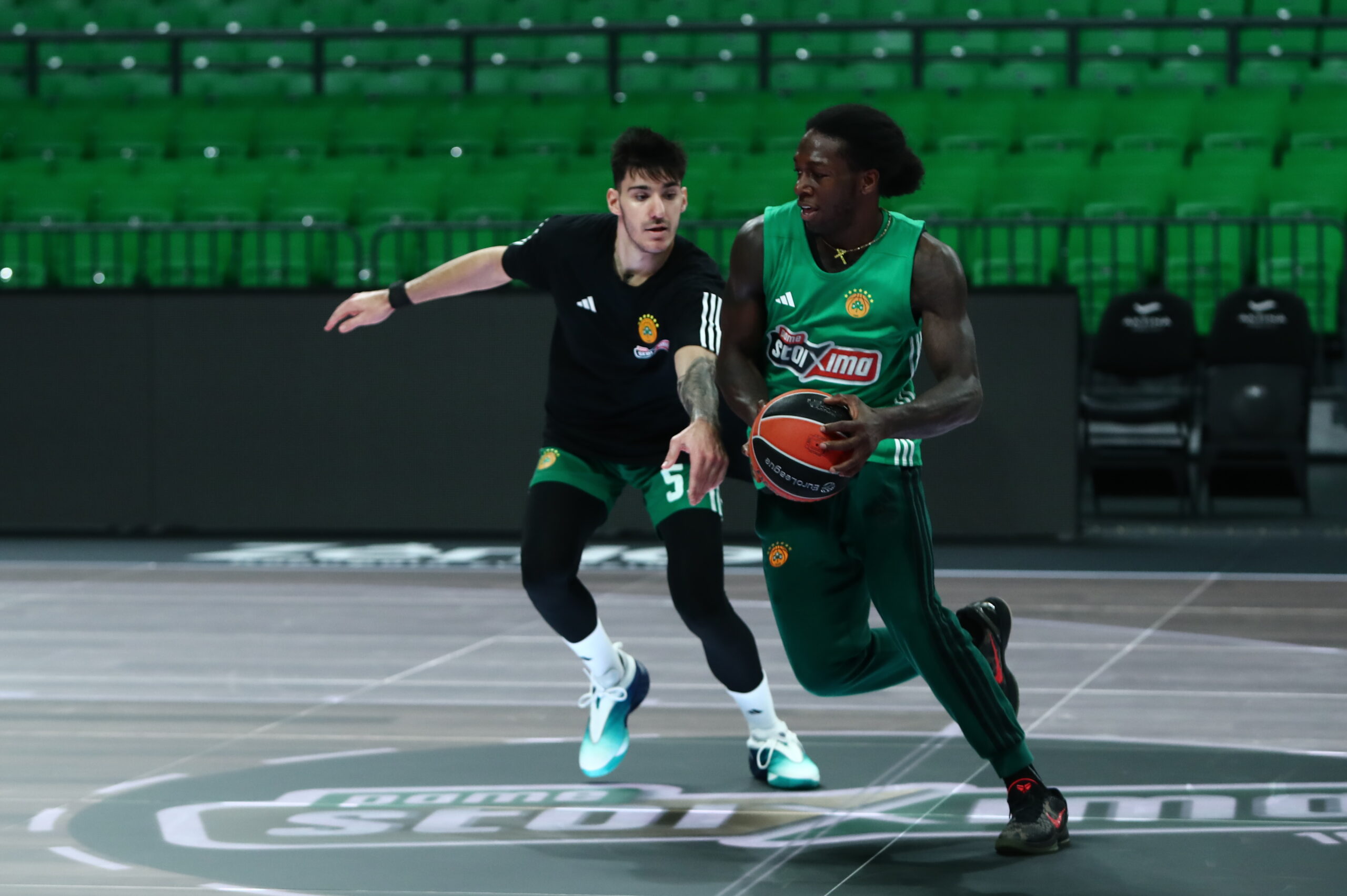 Παναθηναϊκός: Ο Κέντρικ Ναν με ανανεωμένο στυλ στην προπόνηση πριν τον αγώνα με την Dubai BC 4 Κέντρικ Ναν