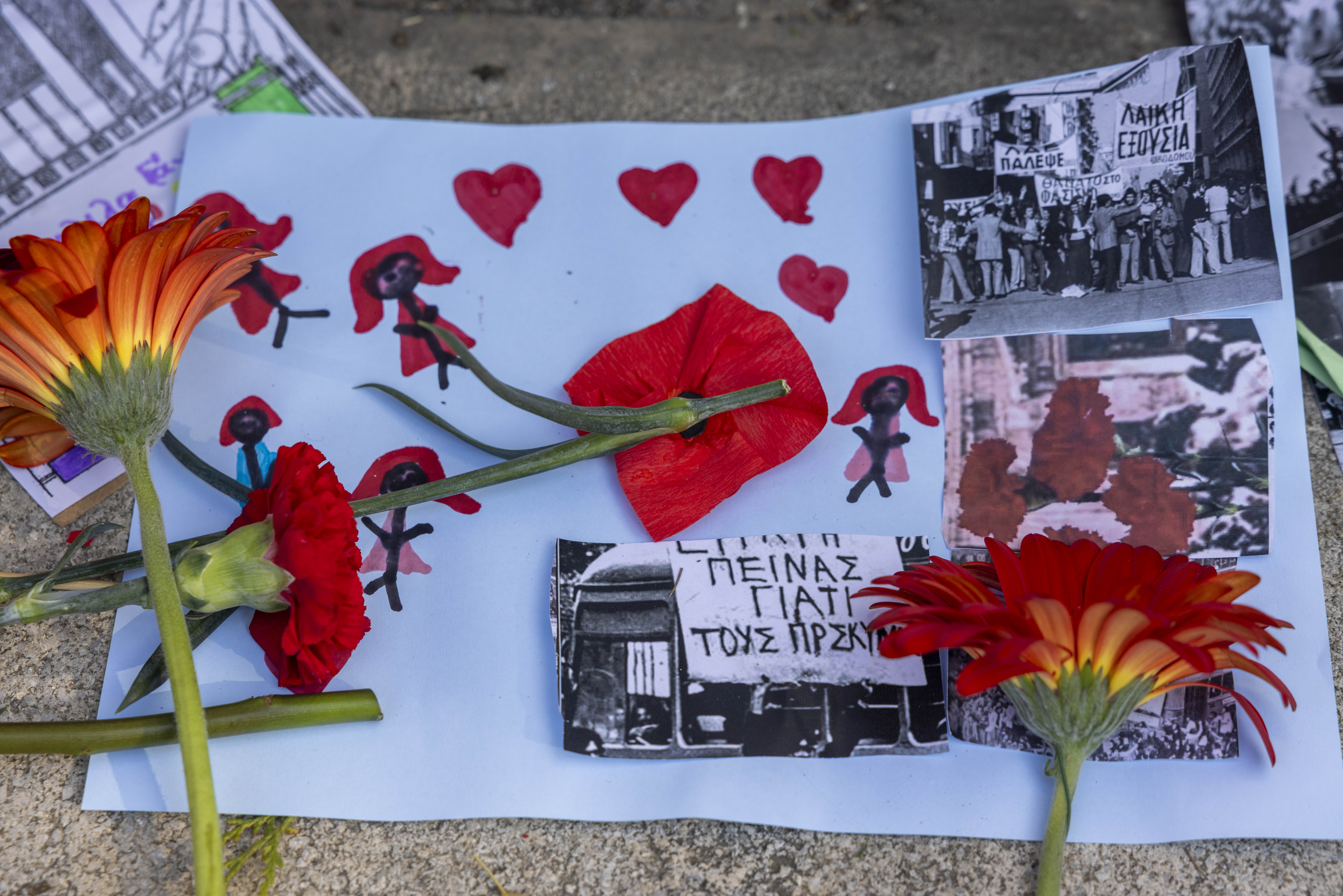 Πολυτεχνείο: «Οχυρό» η Αθήνα για την 52η επέτειο – 5.000 αστυνομικοί, «Αίαντες» και παρακολούθηση από drones και ελικόπτερα 11 Πολυτεχνείο