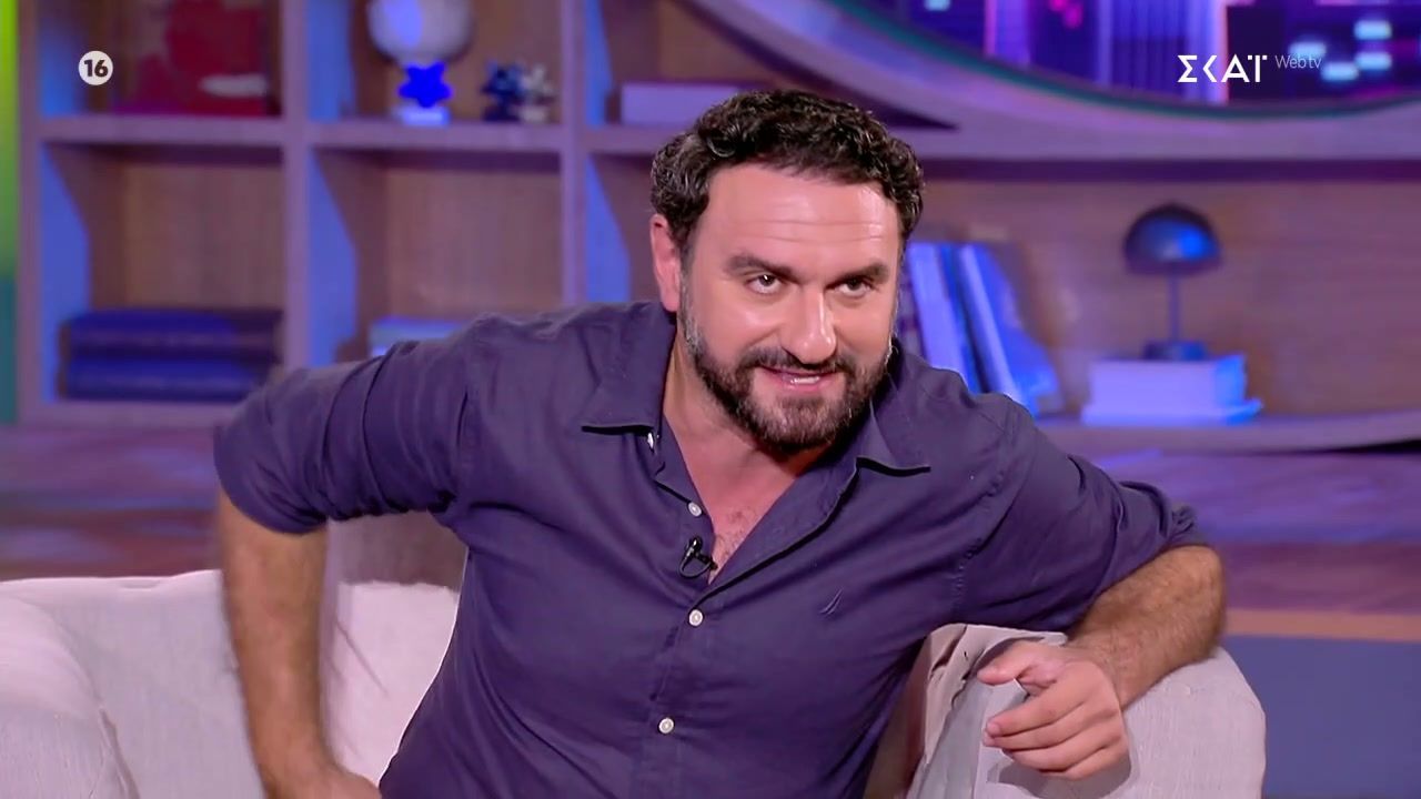 Πως κατάφερε ο Μελέτης Ηλίας να φιλιέται με την κουμπάρα του και να μην έχει πρόβλημα η γυναίκα του