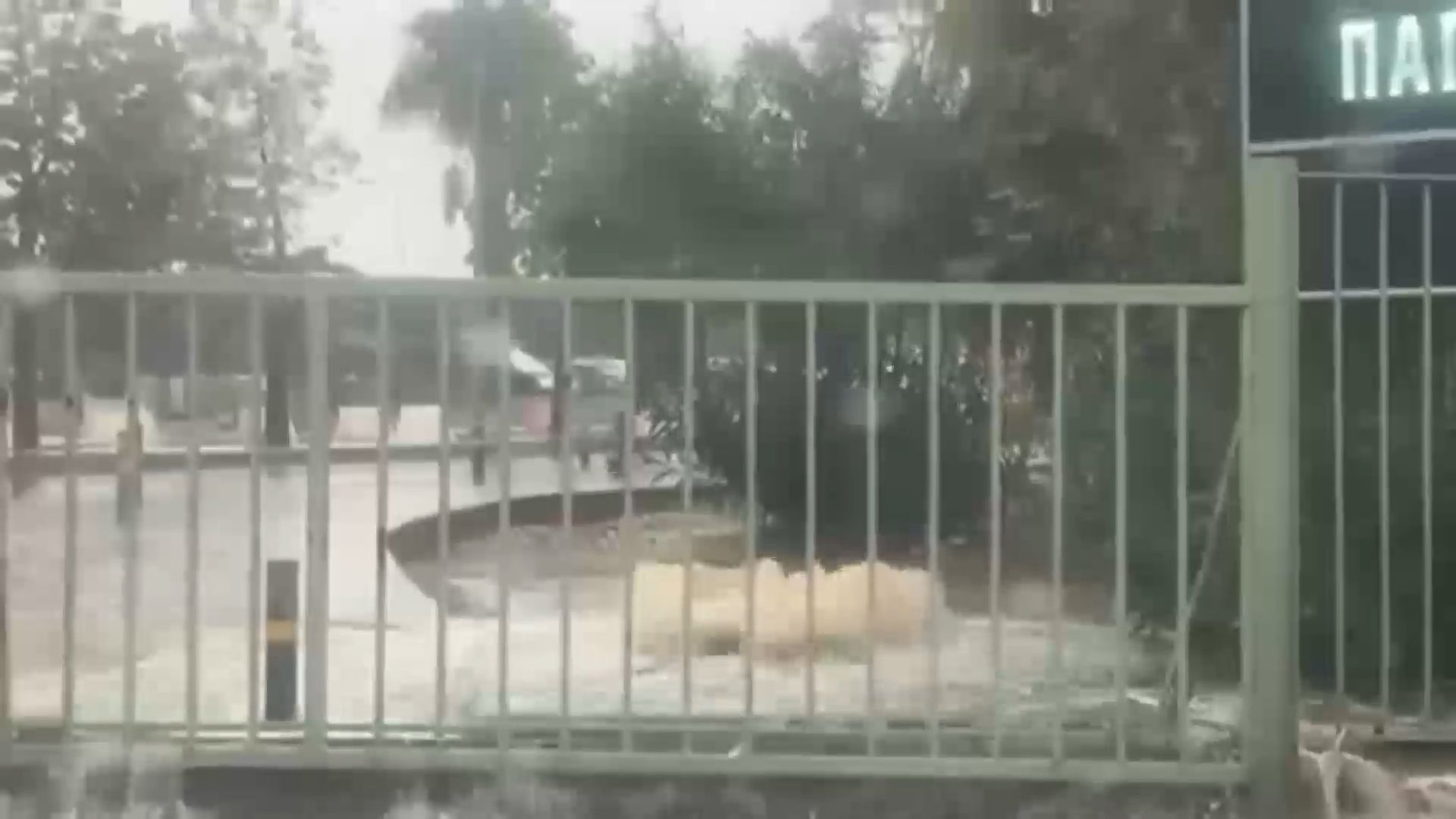 provlimata-sto-pagni-apo-tin-dynati-neroponti-sto-irakleio-1762453109