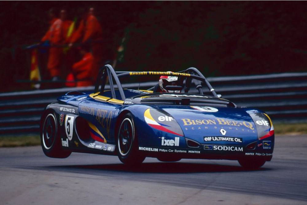 Έχετε εντοπίσει το μοναδικό Renault Sport Spider; 19 Έχετε εντοπίσει το μοναδικό Renault Sport Spider;