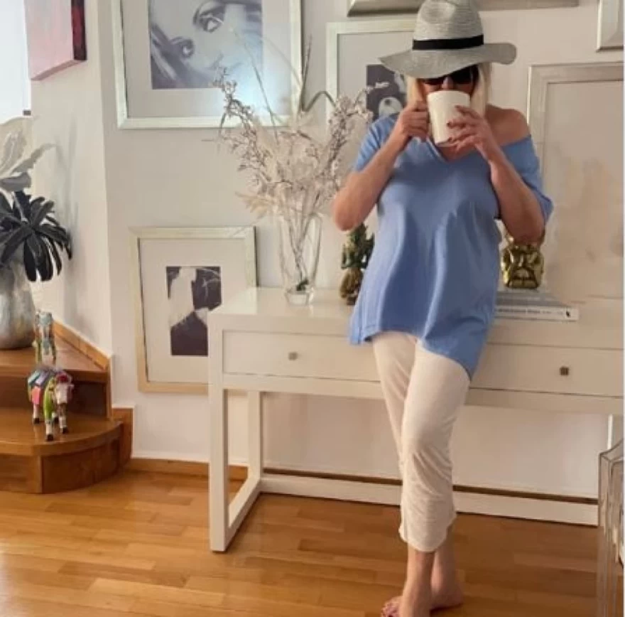 Ρούλα Κορομηλά: Χριστουγεννιάτικη διακόσμηση – Παραμυθένια η μονοκατοικία της στην Κηφισιά 19 Ρούλα Κορομηλά σπίτι Κηφισιά