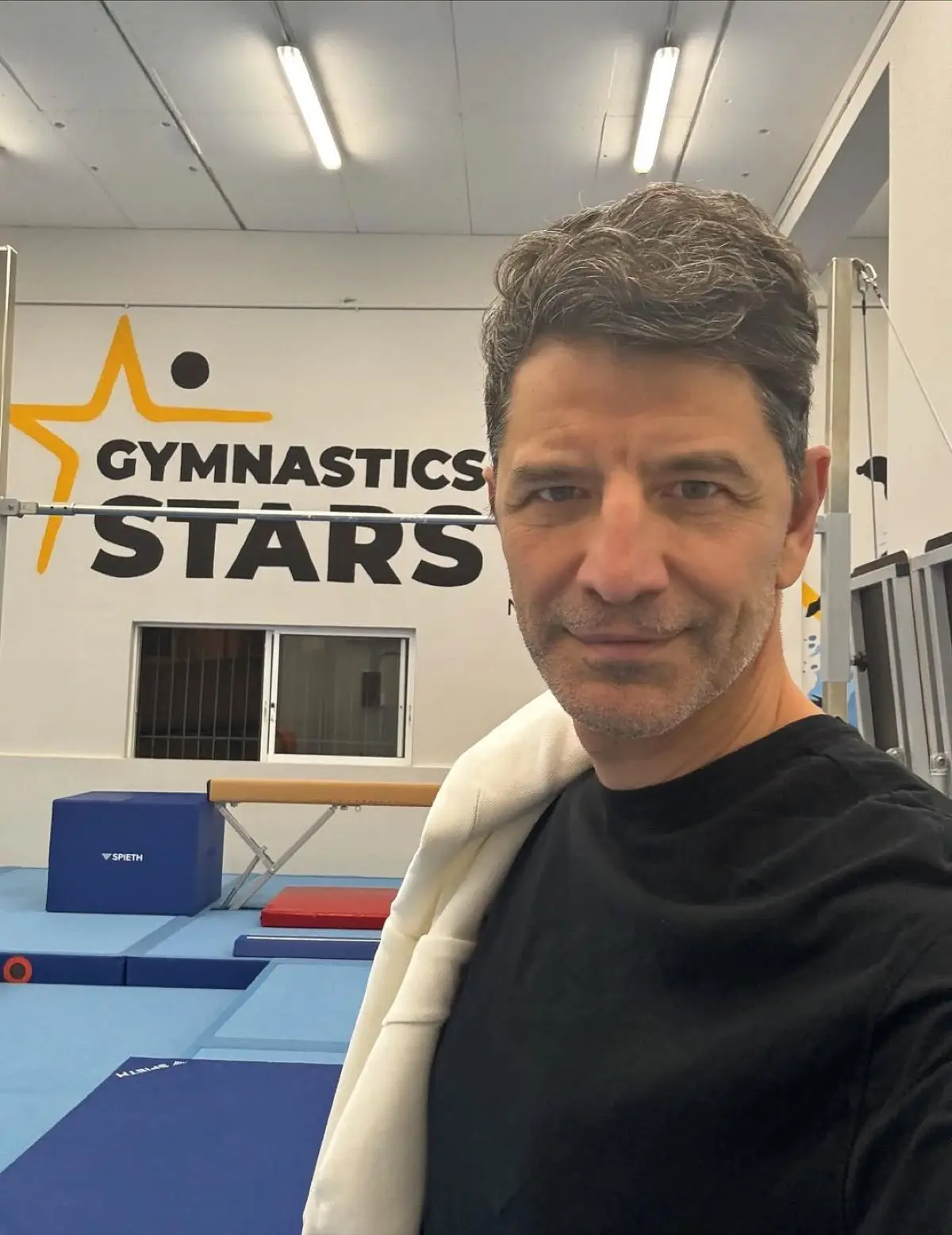 Ο Σάκης Ρουβάς στο Instagram