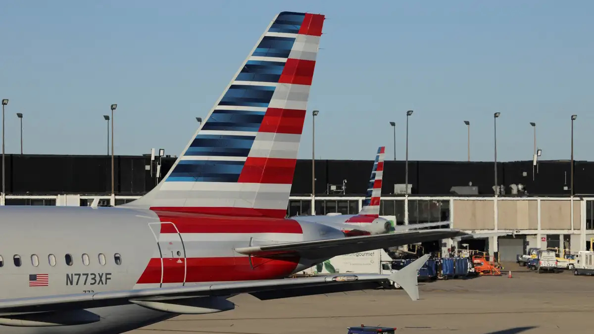 shutdown-air-travel-06112025