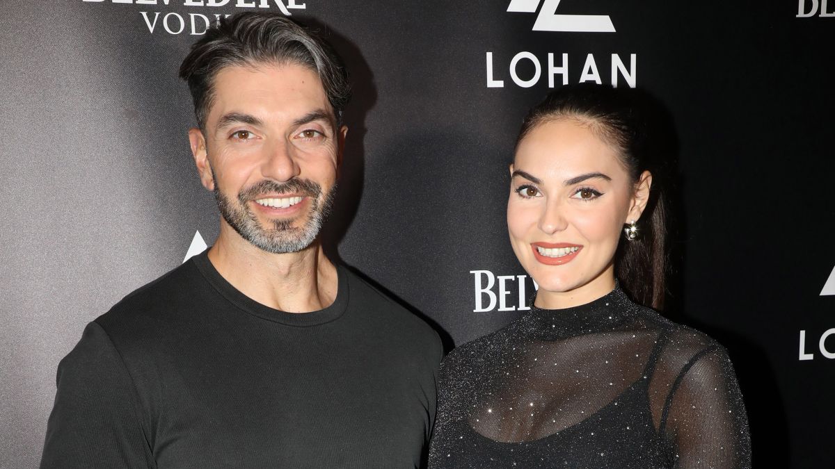 Ανδριώτου – Μαρτίκας: «Η αιτία της ρήξης, η Βρισηίδα εμπιστεύτηκε μεγάλο ποσό στον Σπύρο» 2 Η Βρισηίδα Ανδριώτου και ο Σπύρος Μαρτίκας σε βραδινή έξοδο.