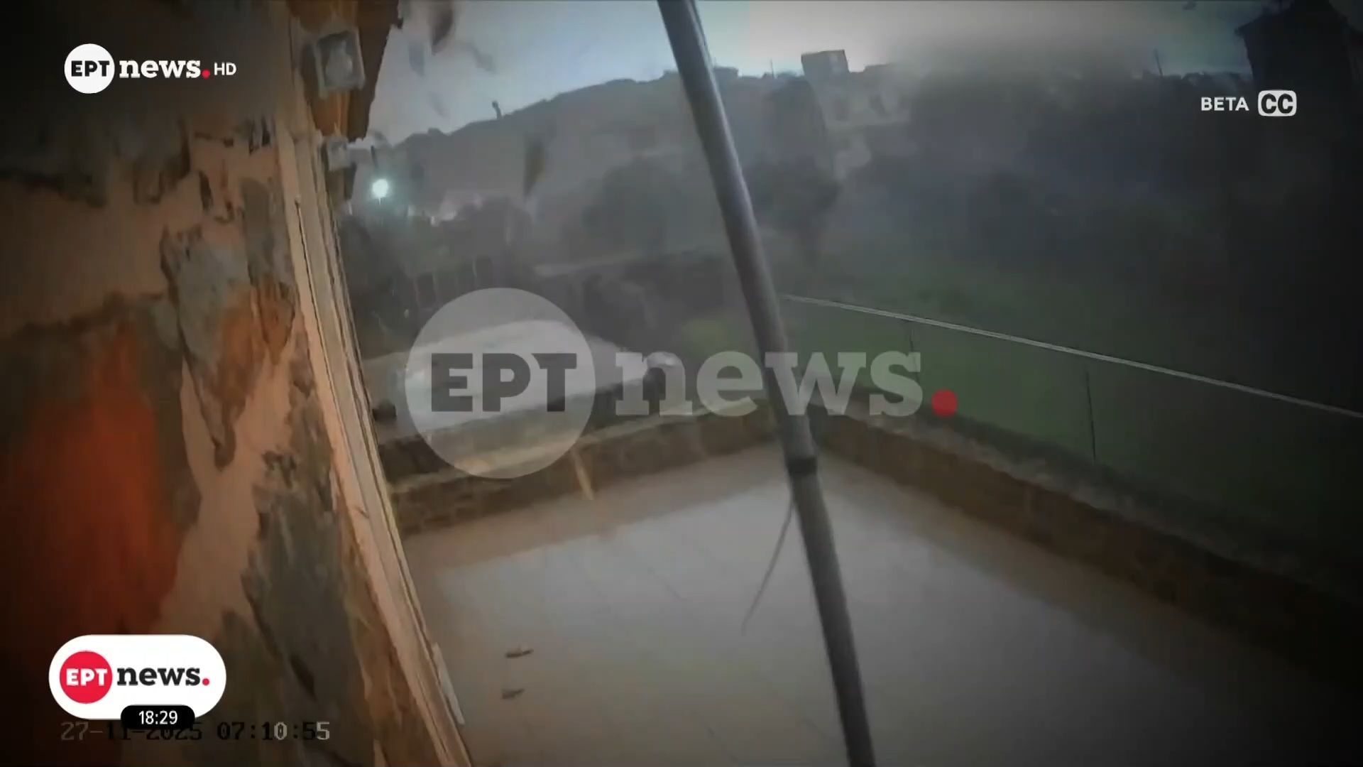 Στο έλεος της Adel – Ανεμοστρόβιλος σάρωσε τα πάντα στο πέρασμά του