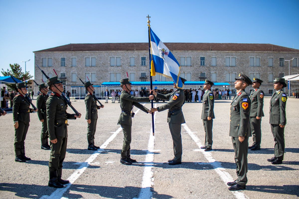 Μόνιμοι υπαξιωματικοί του Στρατού